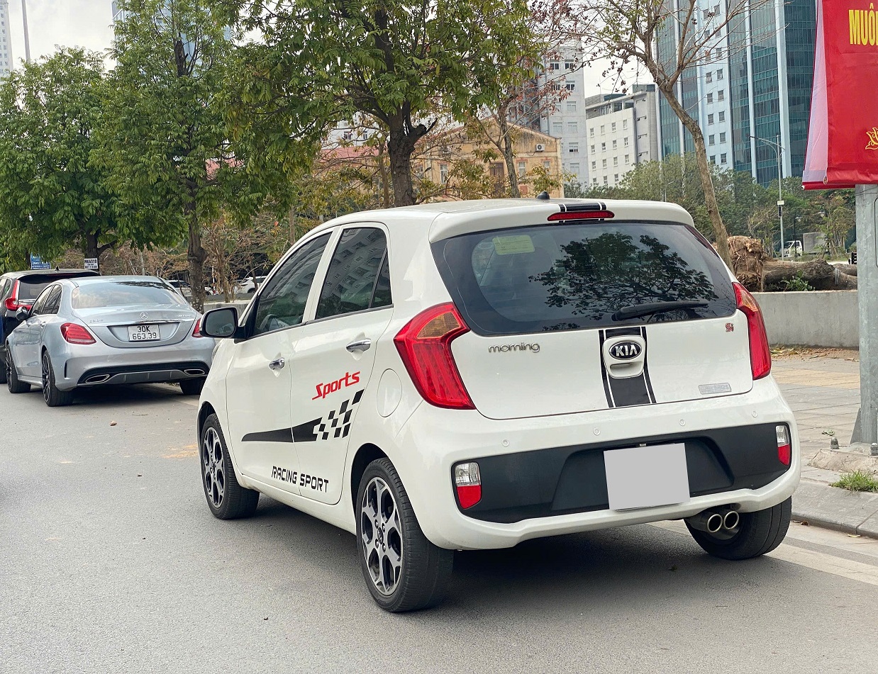 Kia Morning Si 1.2AT sản xuất 2015 trắng