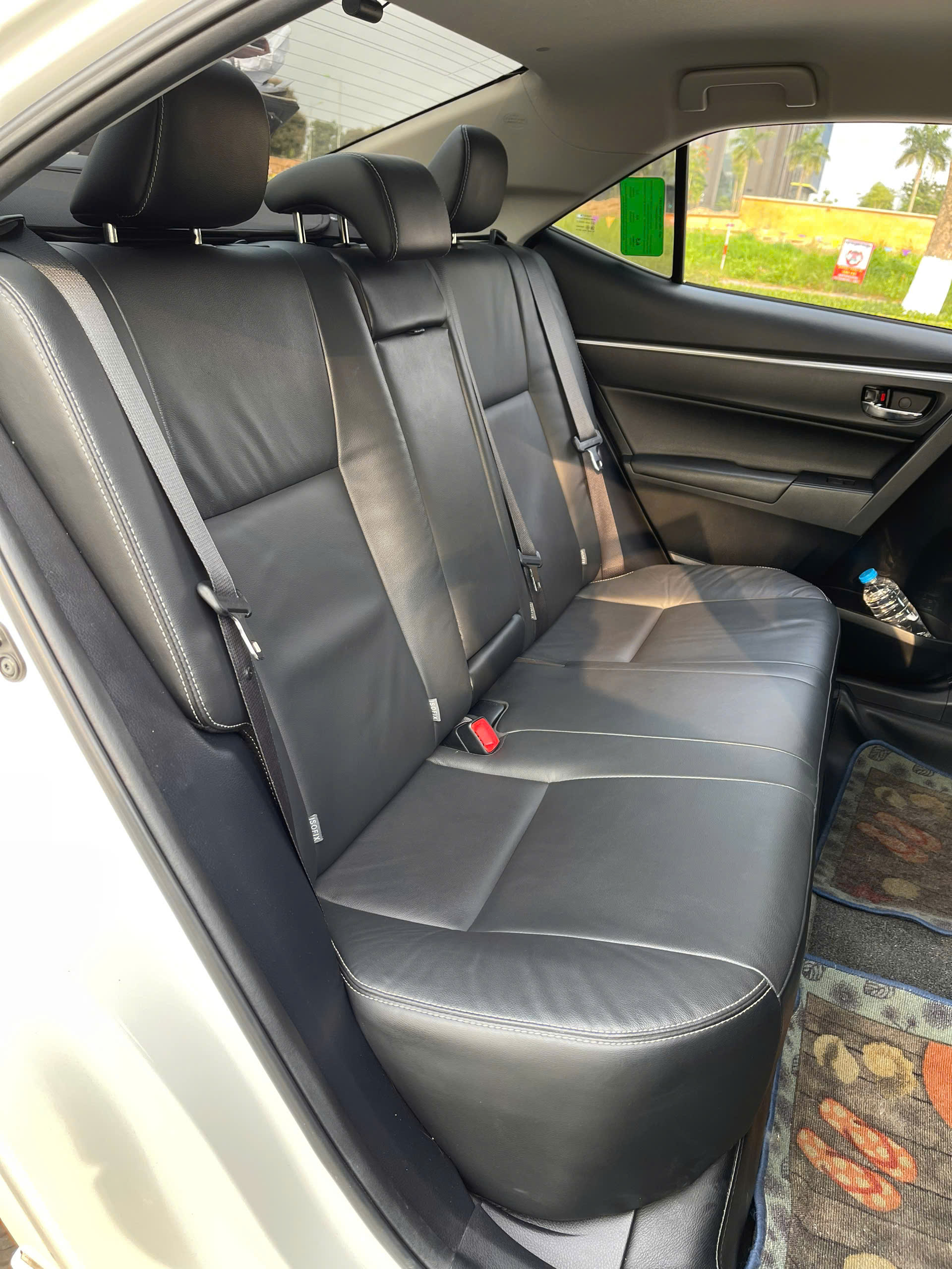 Toyota Corolla Altis 1.8G AT 2022 màu trắng