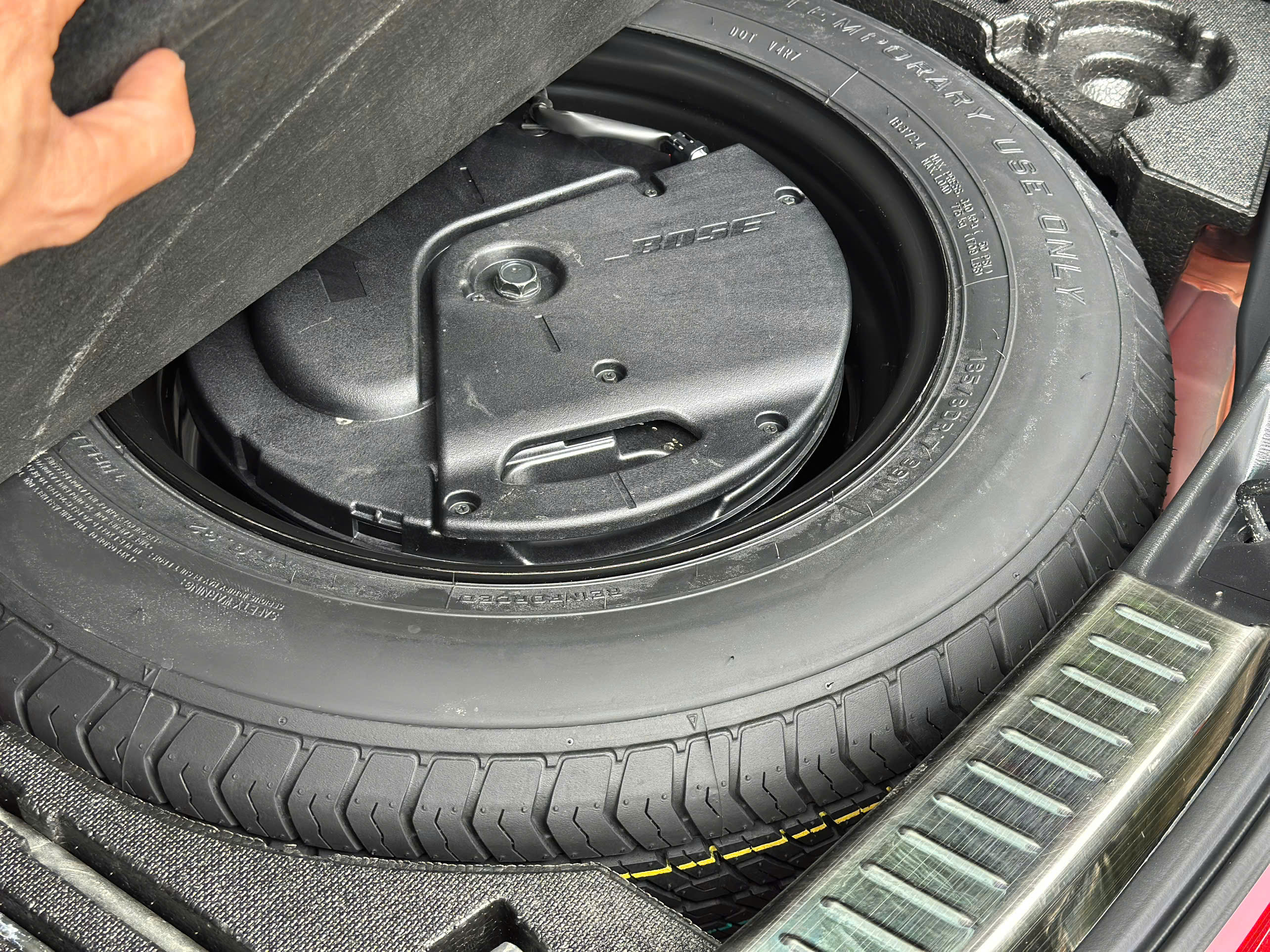Mazda CX5 Premium 2.0 AT 2021 đỏ pha lê