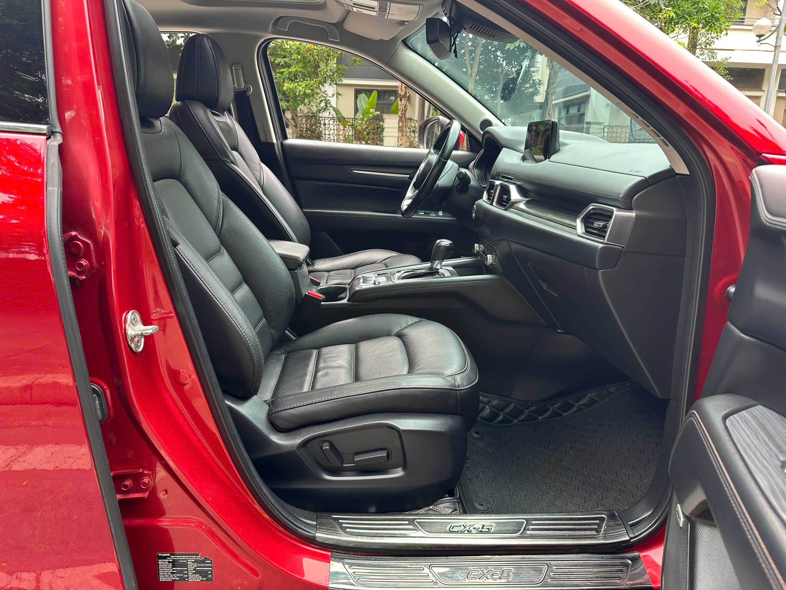 Mazda CX5 Premium 2.0 AT 2021 đỏ pha lê