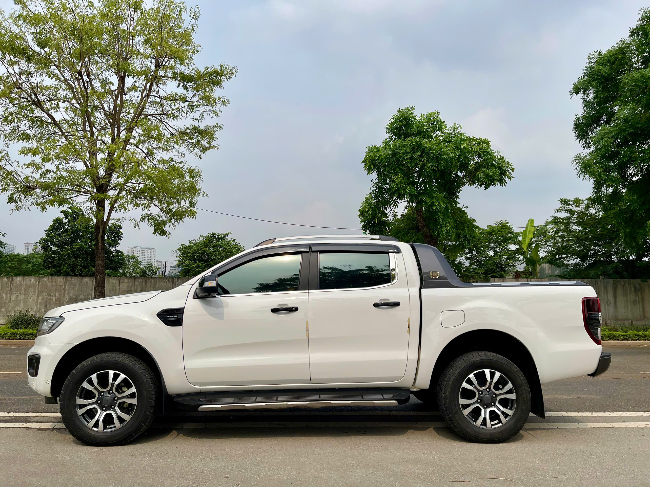 Ford Ranger Wildtrak 2.0L 4x4 AT 2019 trắng