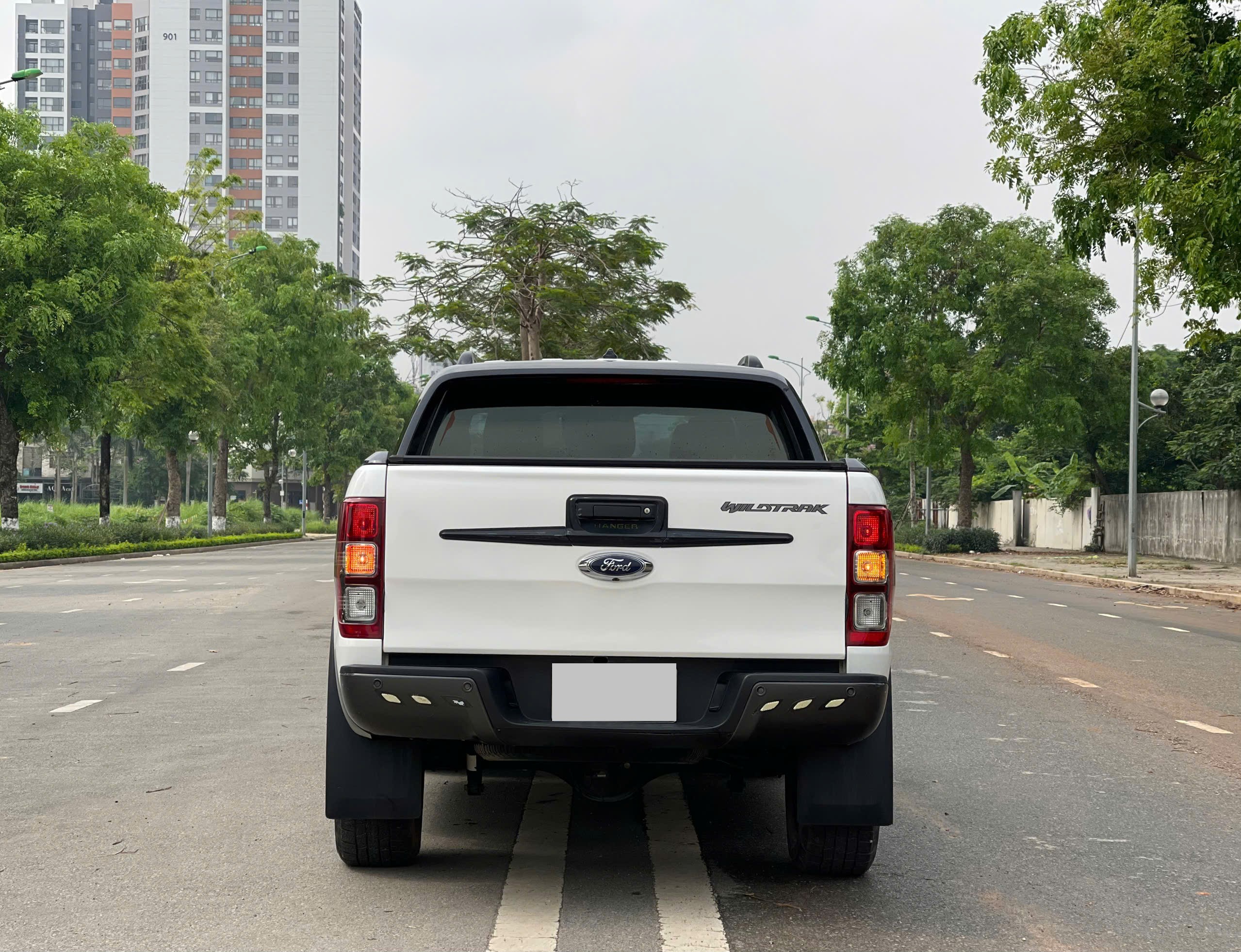 Ford Ranger Wildtrak 2.0L 4x4 AT 2019 trắng