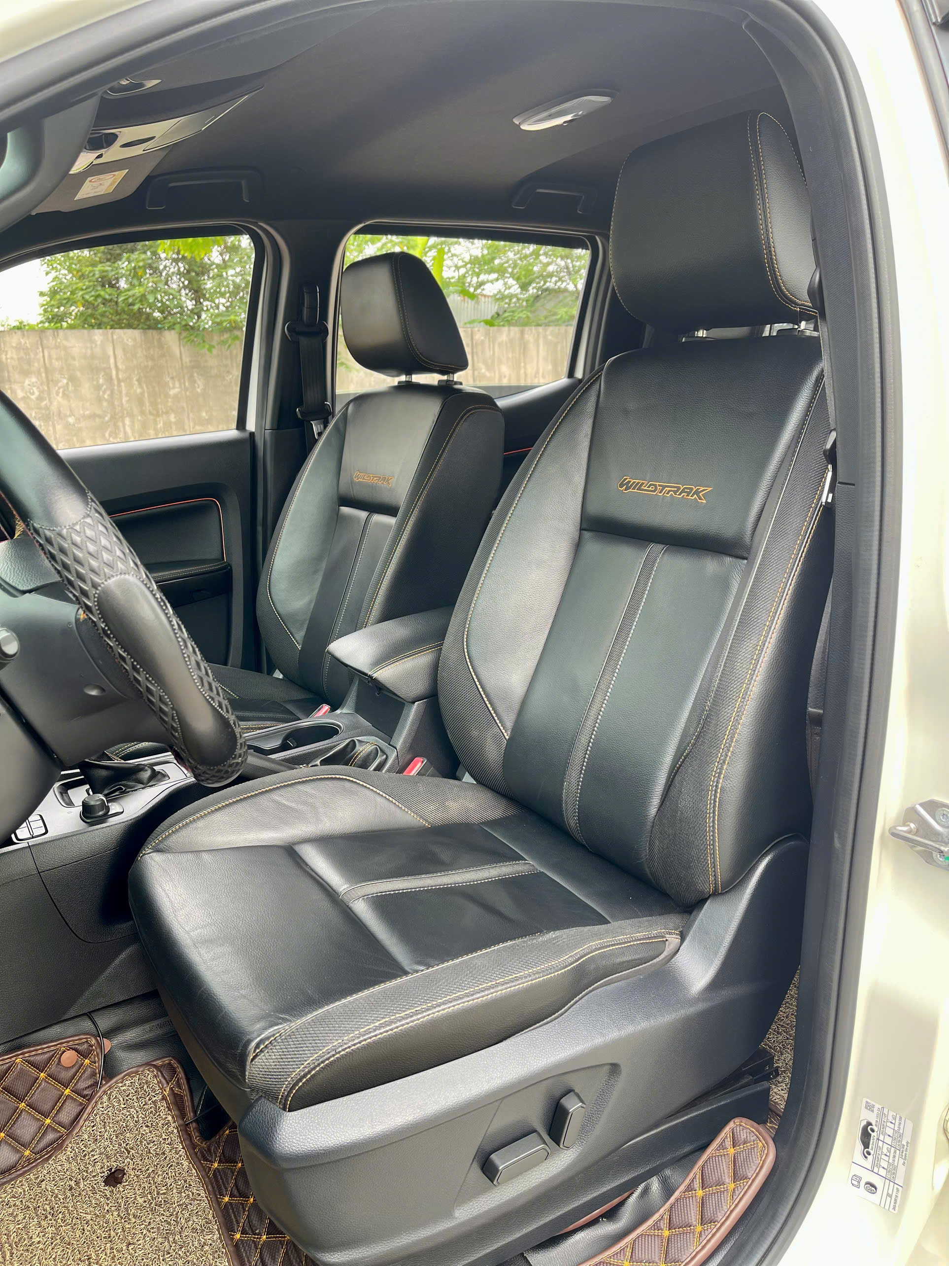 Ford Ranger Wildtrak 2.0L 4x4 AT 2019 trắng