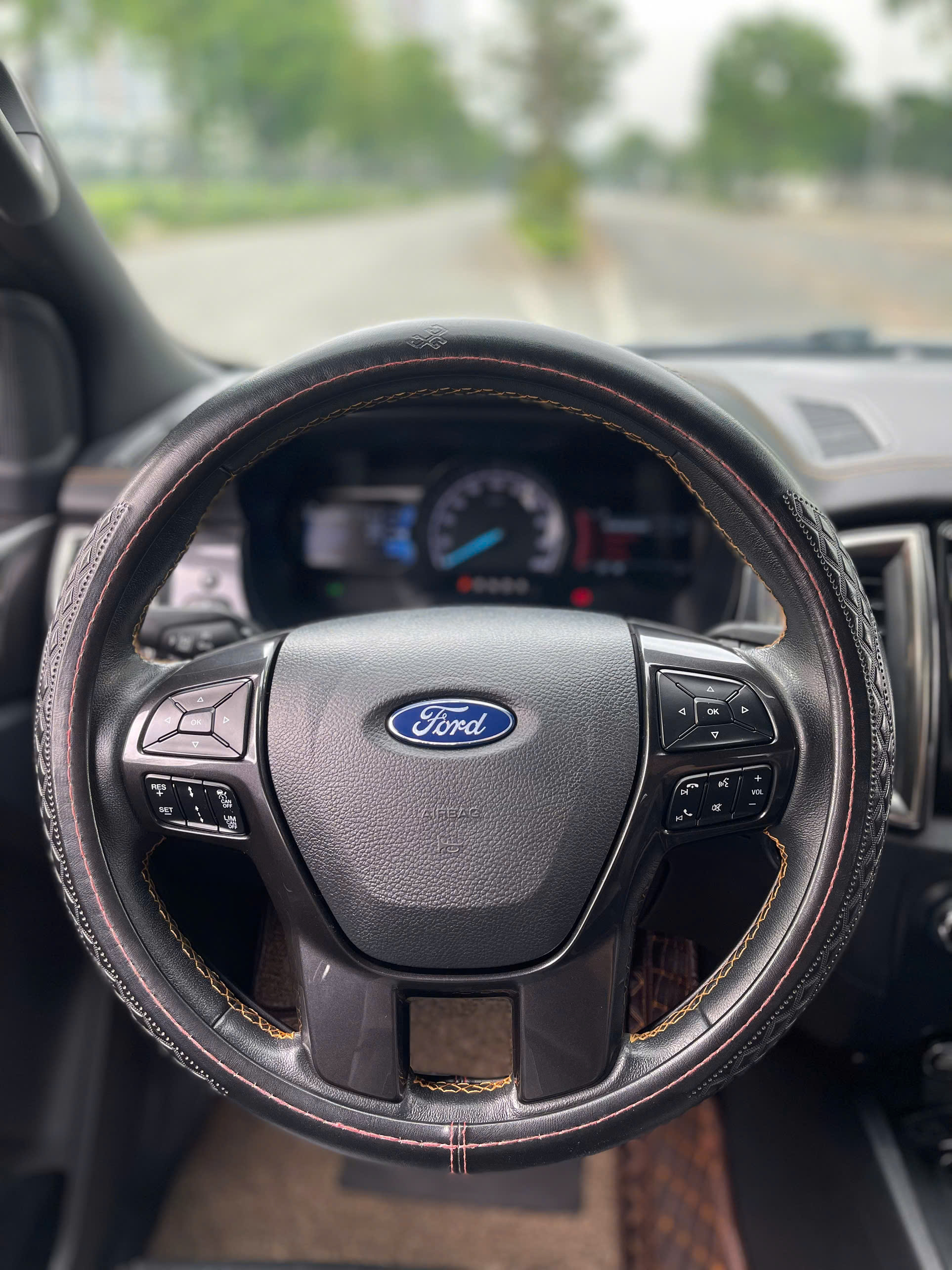 Ford Ranger Wildtrak 2.0L 4x4 AT 2019 trắng