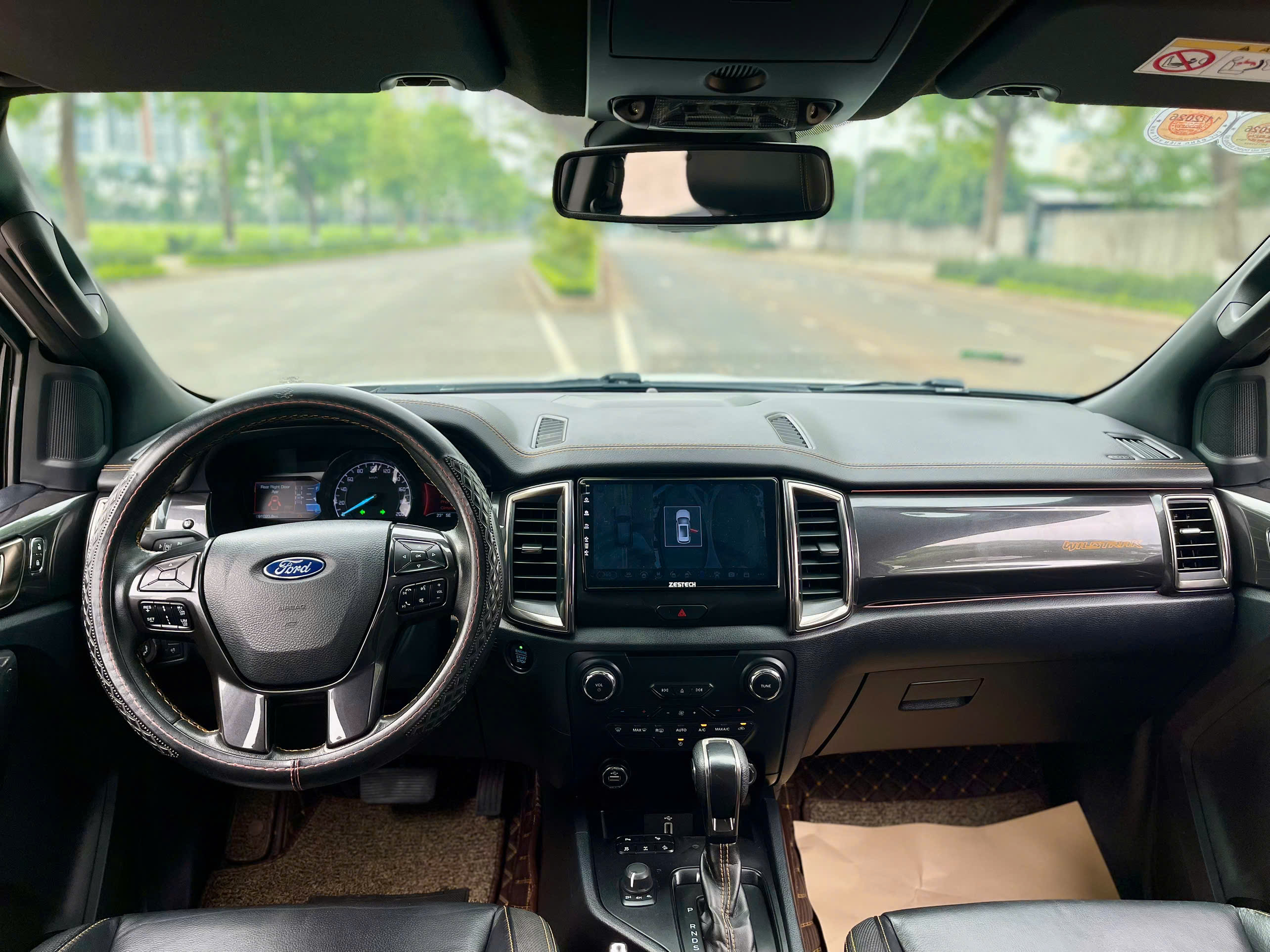 Ford Ranger Wildtrak 2.0L 4x4 AT 2019 trắng
