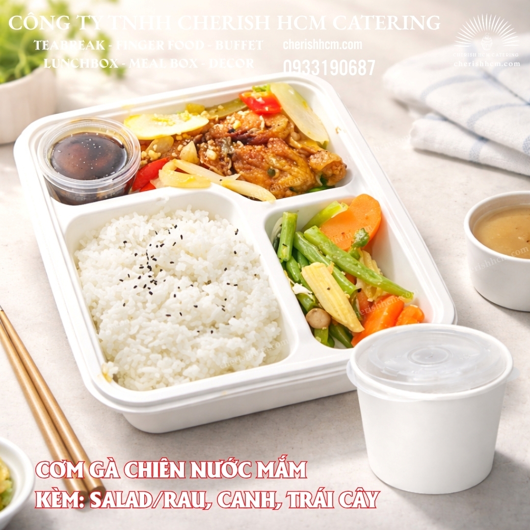 22824 Cơm gà chiên nước mắm