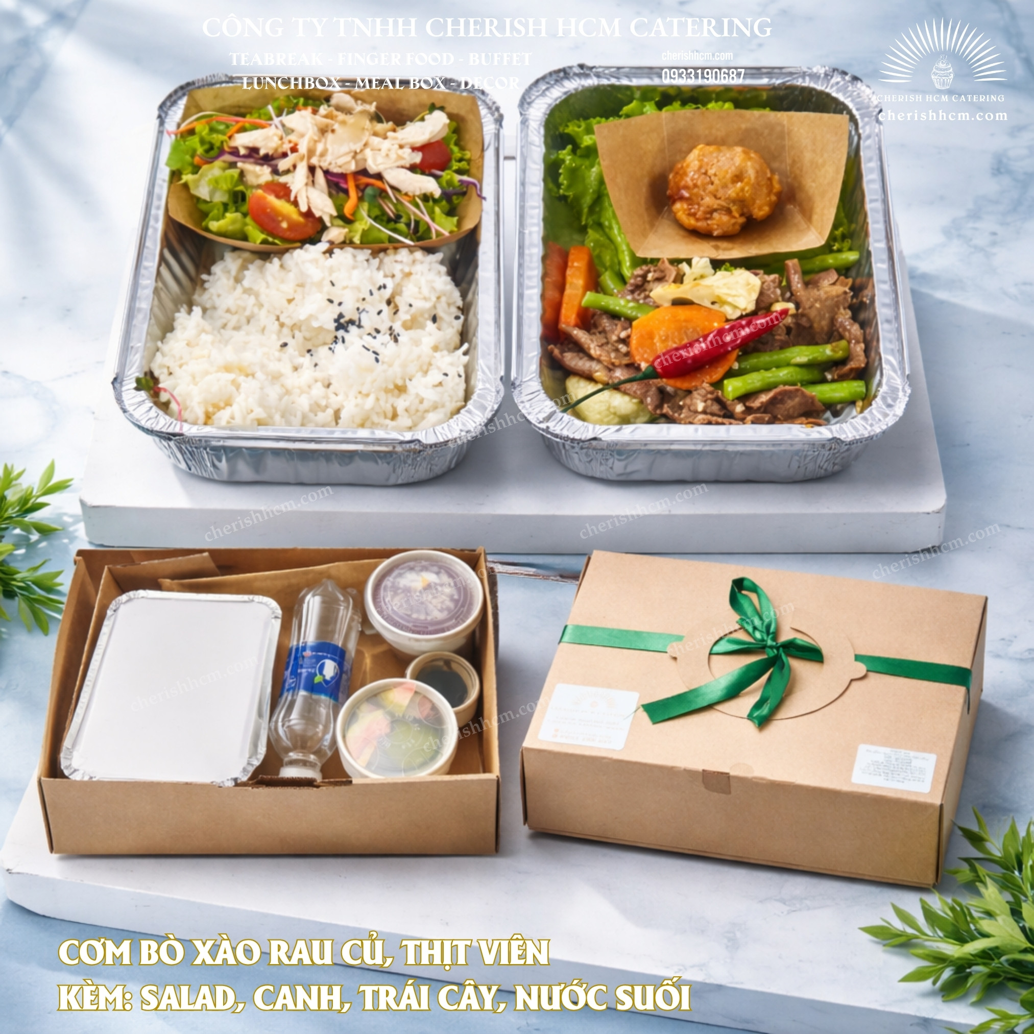 281025 Lunch box - Cơm bò xào rau củ, thịt viên/ Stir-fried beef with vegetables and Meatball with Rice