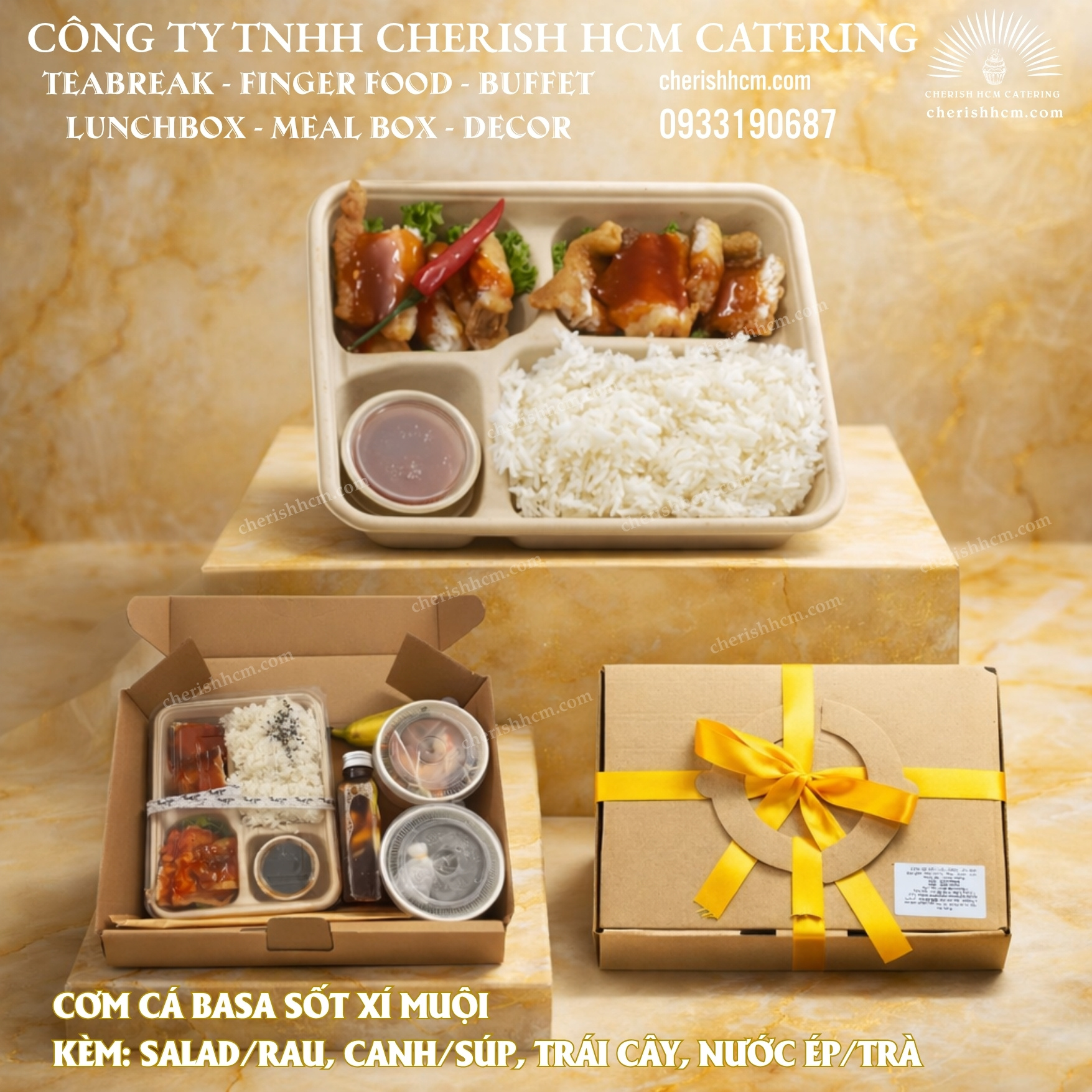 14825 Lunch box Cơm cá basa chiên sốt xí muội/ Rice with Basa in Plum Sauce