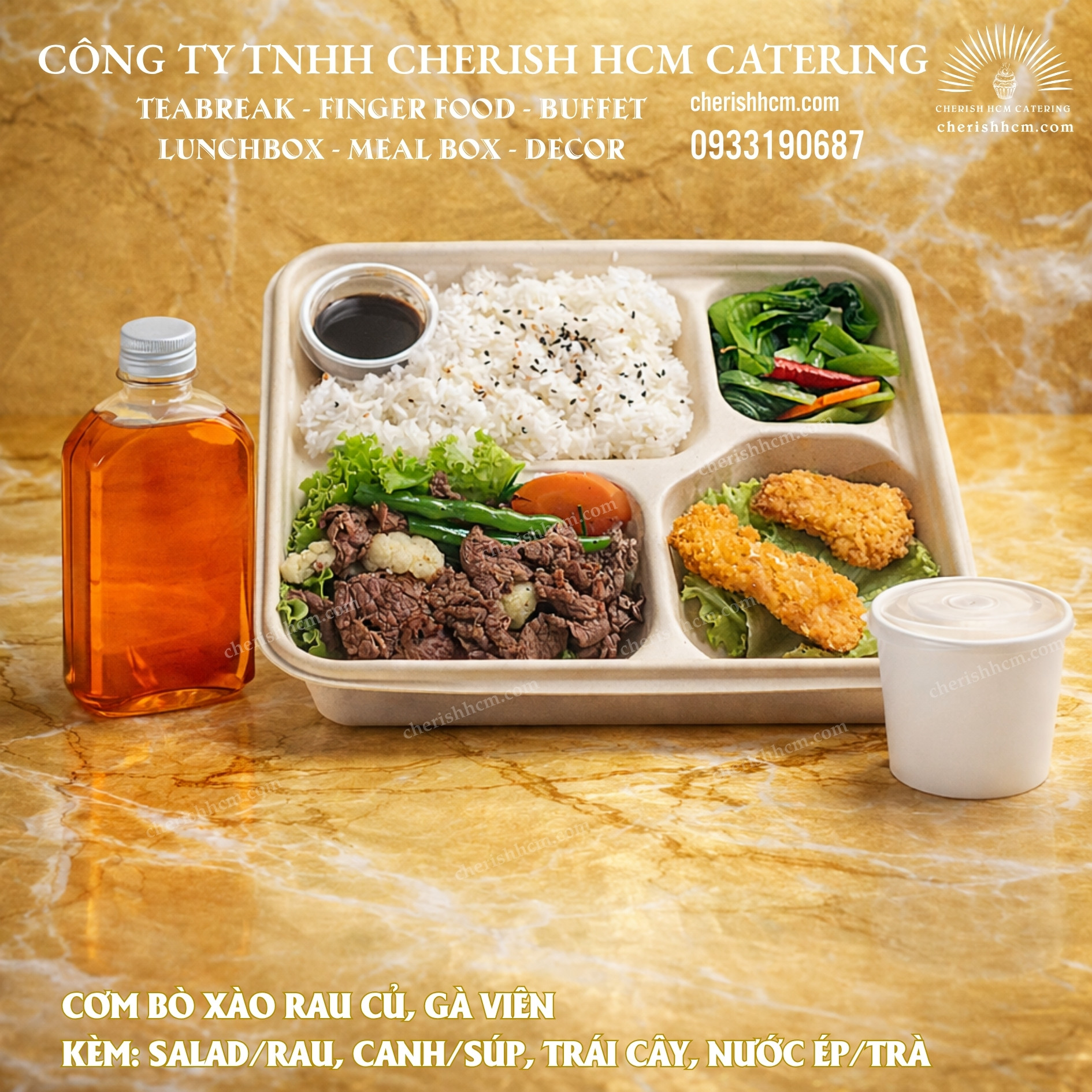 16426 Cơm bò xào rau củ, gà viên + Nước ép/Trà