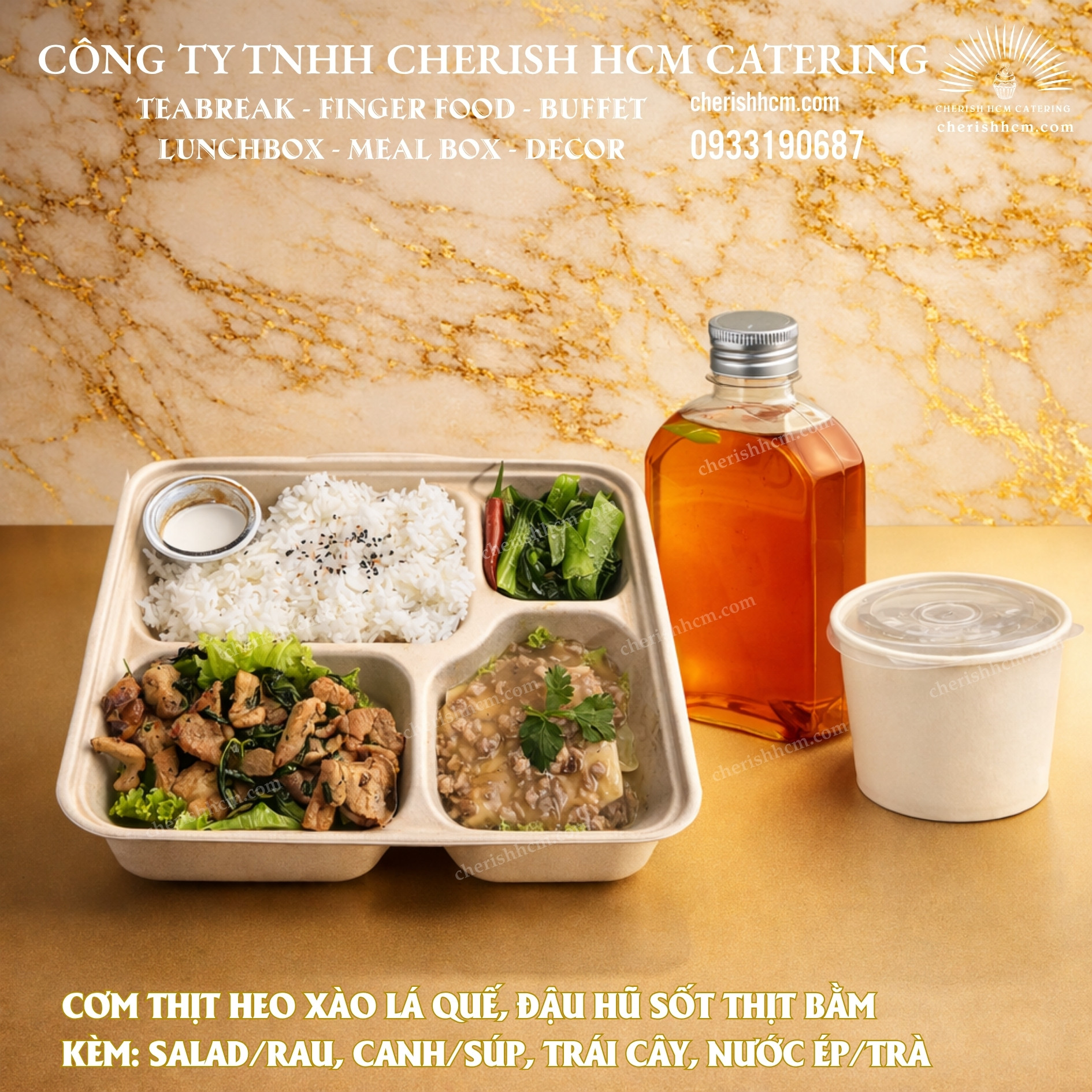 16426 Cơm Heo xào lá quế, đậu hũ sốt thịt bằm + Nước ép/Trà