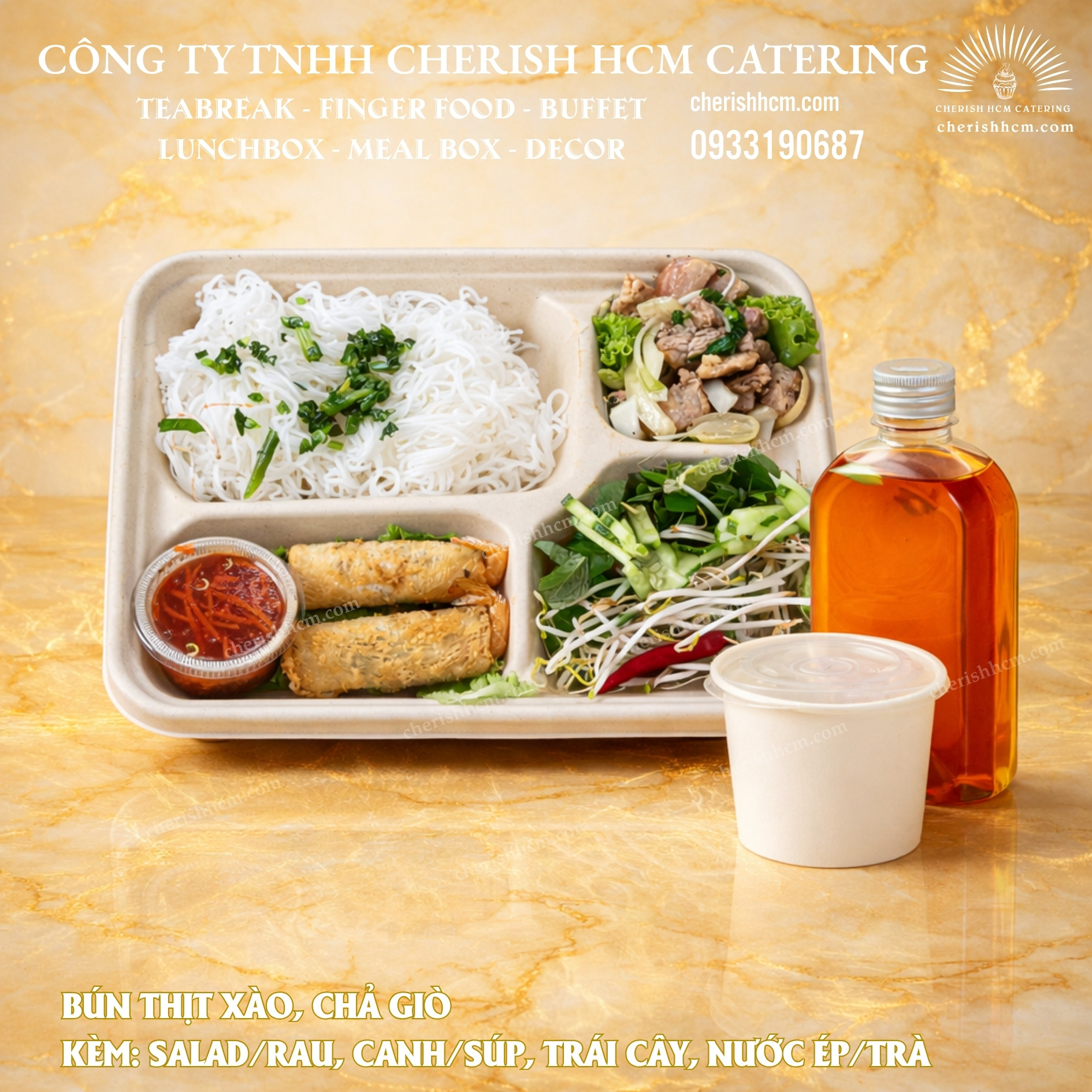 16426 Bún thịt xào, chả giò + Nước ép/Trà