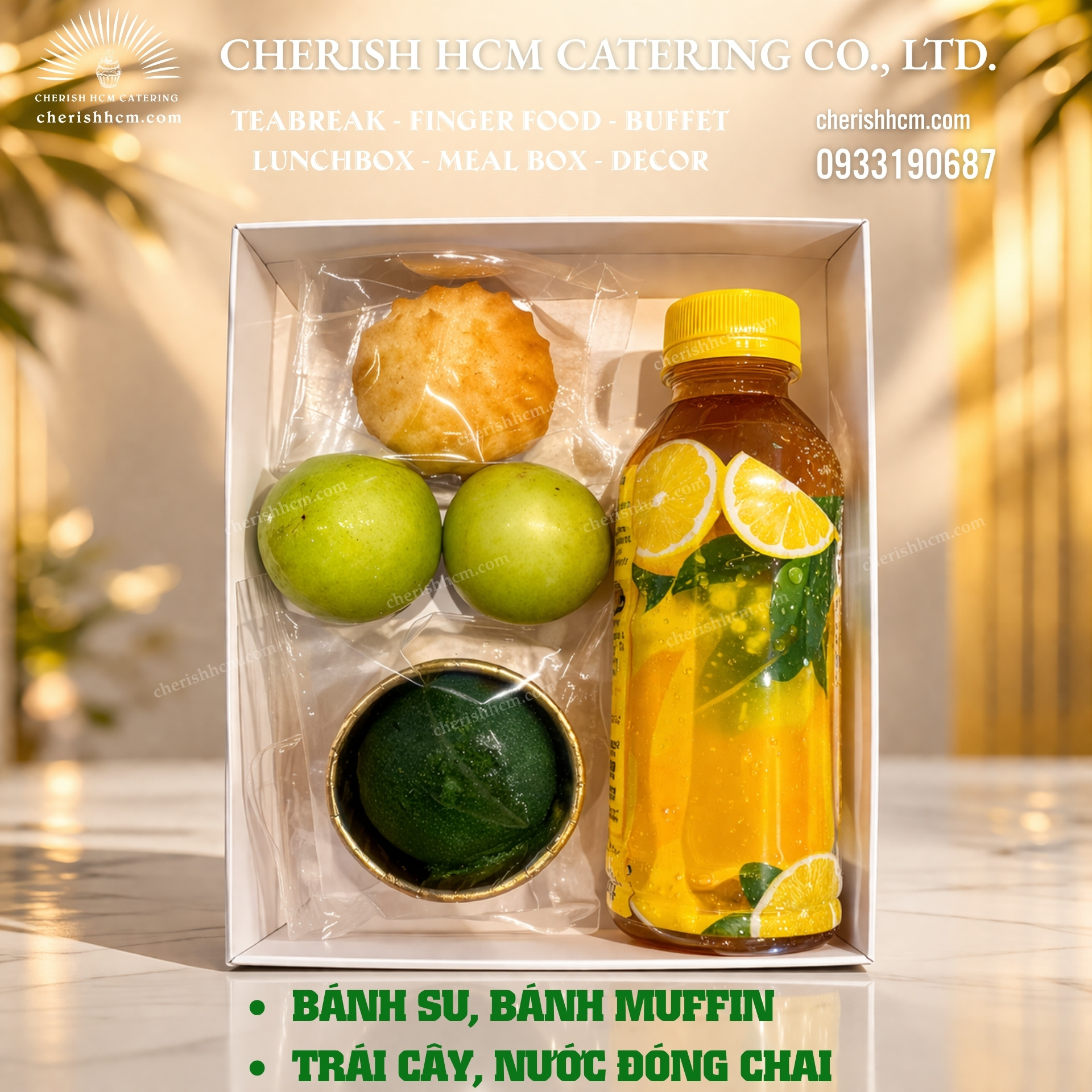 15525 Teabreak box Gleam 2 bánh ngọt, Trái cây, Nước đóng chai