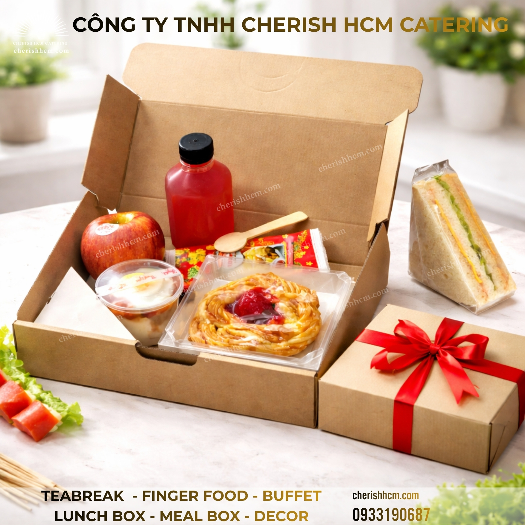 150126 Set lunch Strive Sandwich, Salad, Danish dâu, Trái cây, Nước ép/ Trà
