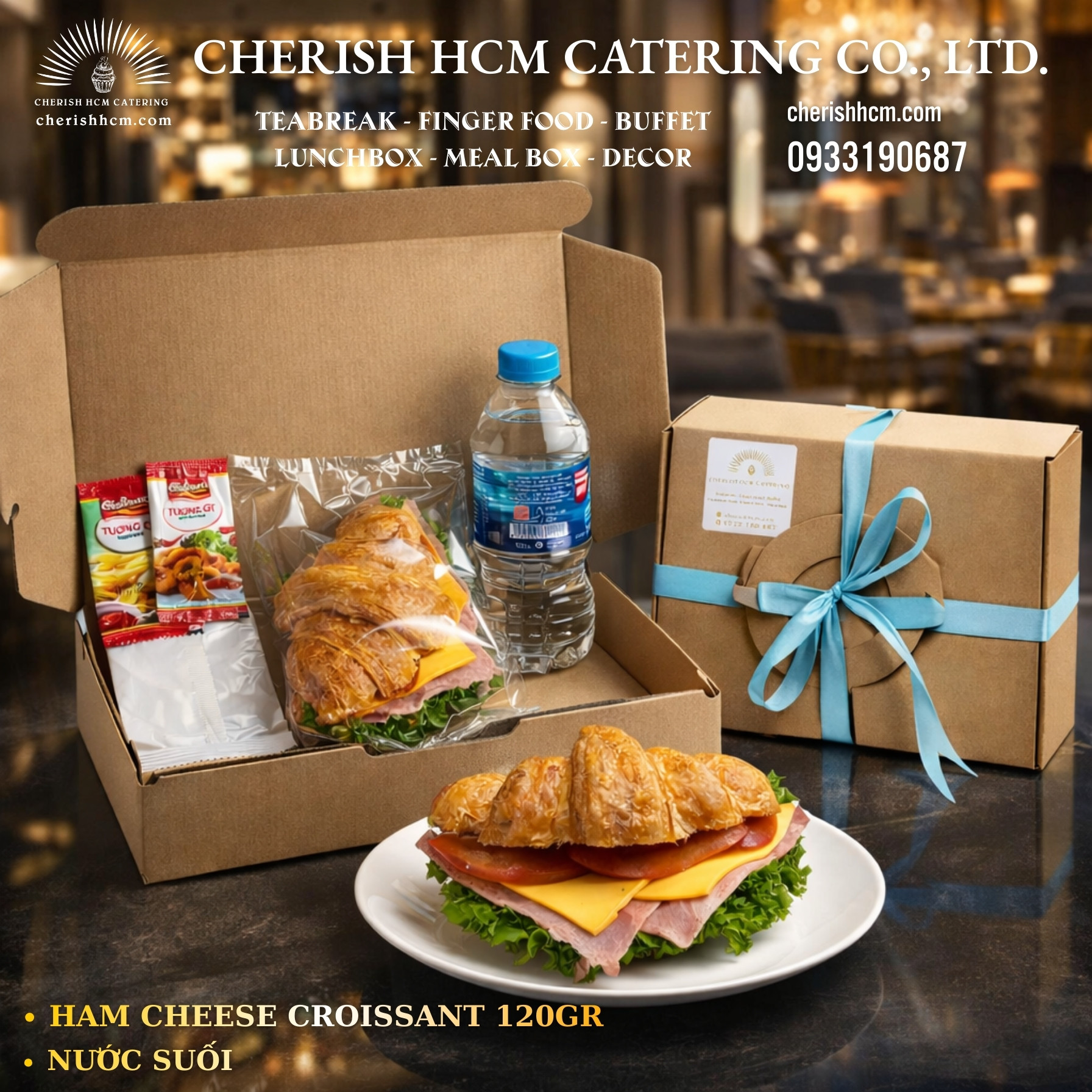 11425 Breakfast Box Croissant 120gr, Nước suối