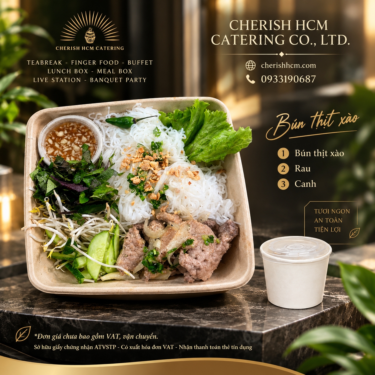 30926 Bún thịt xào/ Rice Vermicelli with Stir-Fried Pork & Herbs