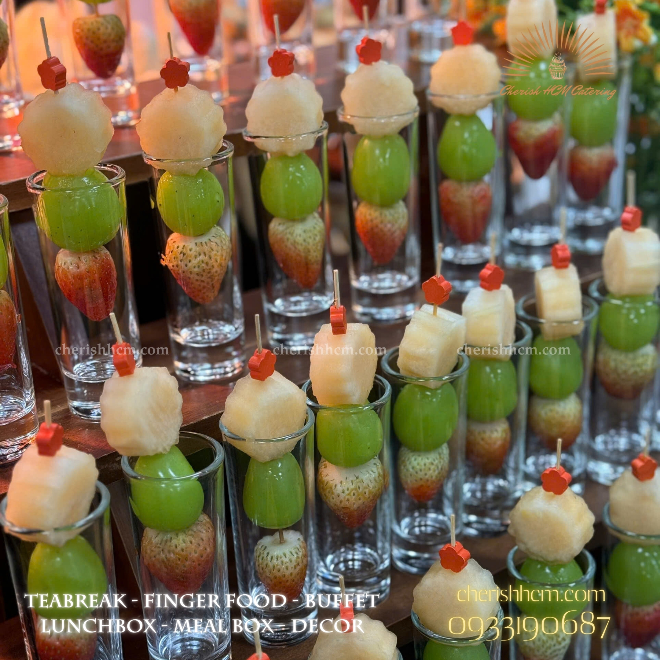 Set 10 xiên que trái cây/ fruit skewer