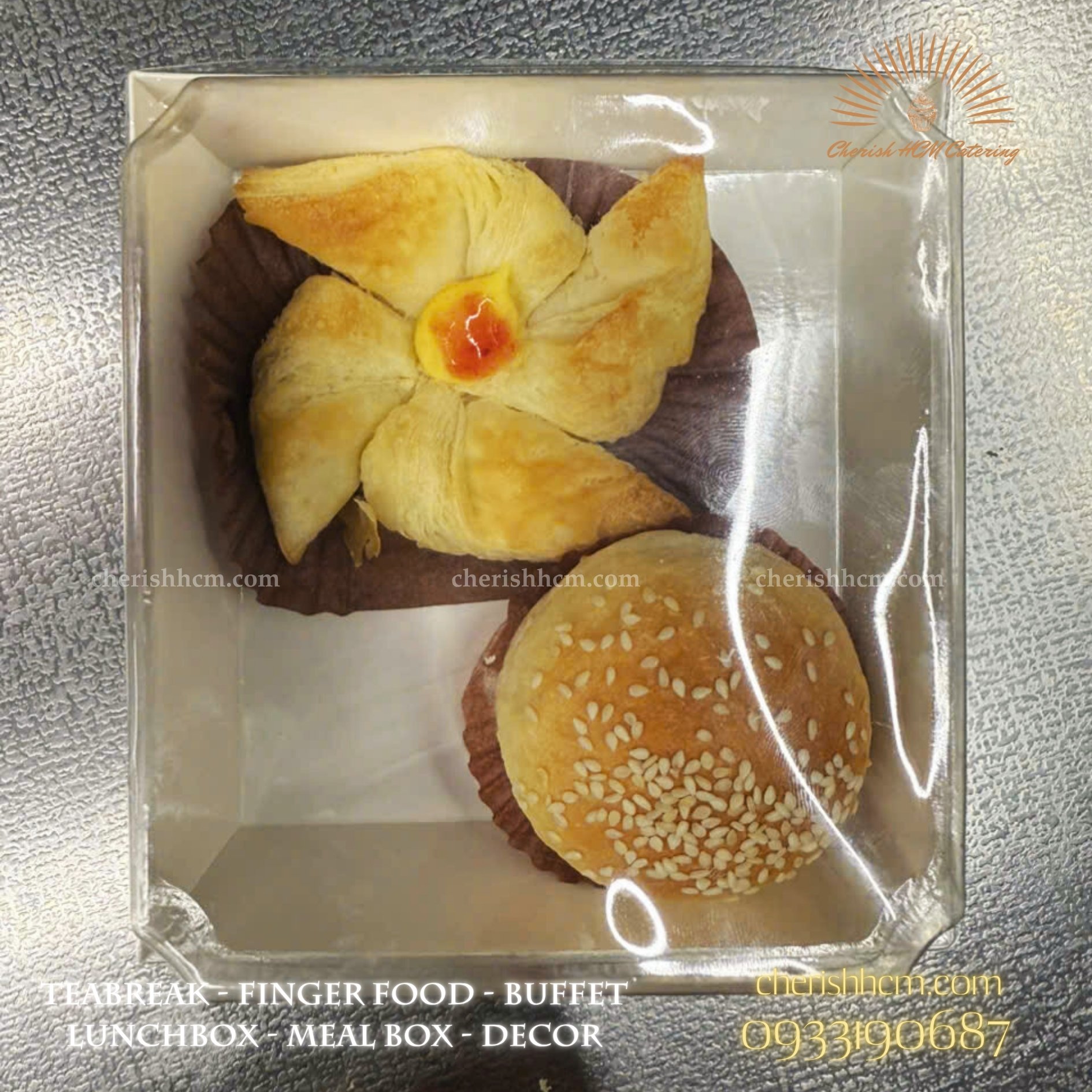 Teabreak box Junction - 1 Bánh mặn 1 bánh ngọt