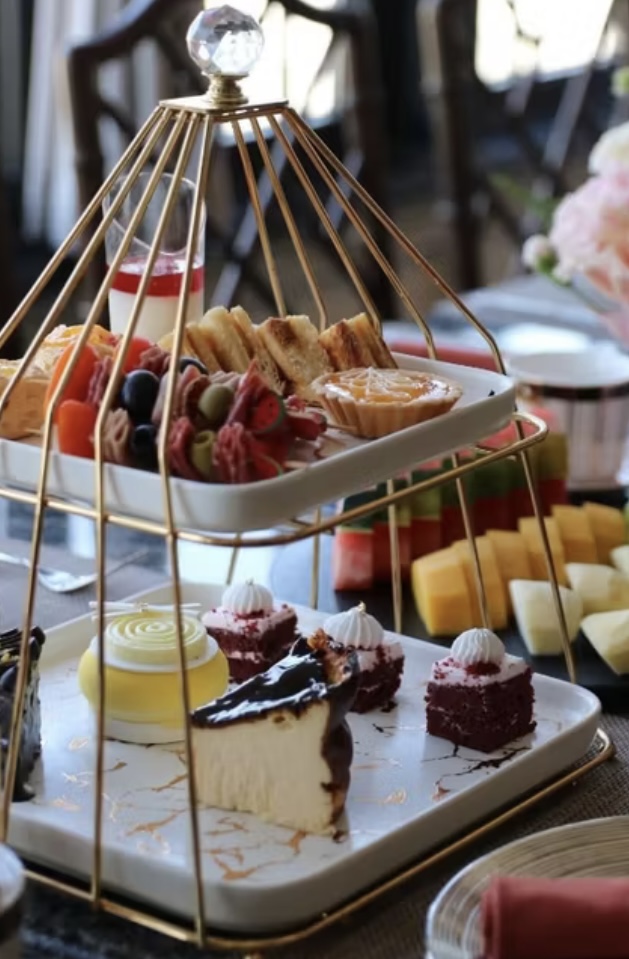 Khay Bánh Đĩa Vuông 2 Tầng - Hàng order nhận hàng sau 5-7 ngày