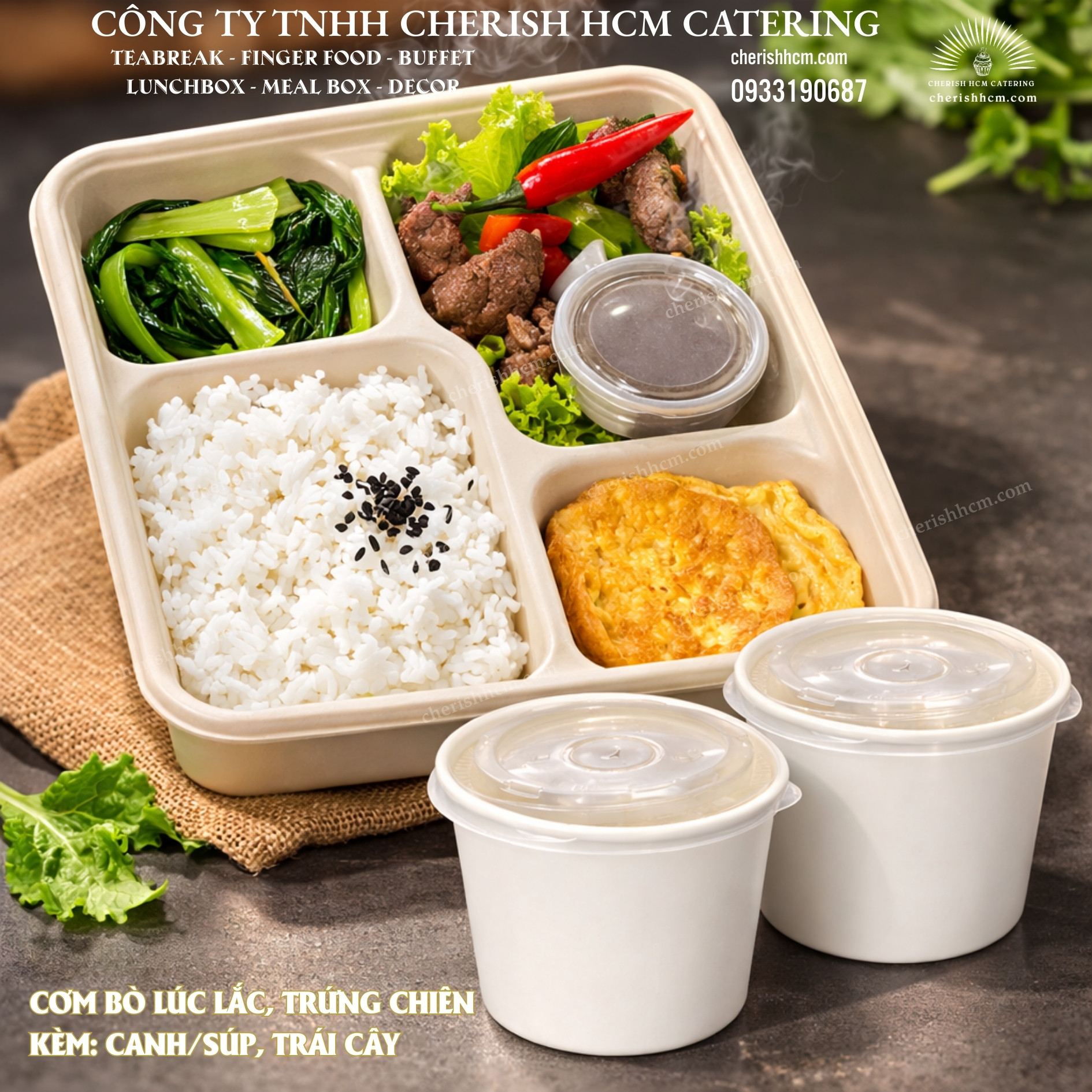 29725 Lunch box - Cơm bò lúc lắc, trứng chiên/Beef with Fried Egg and Rice