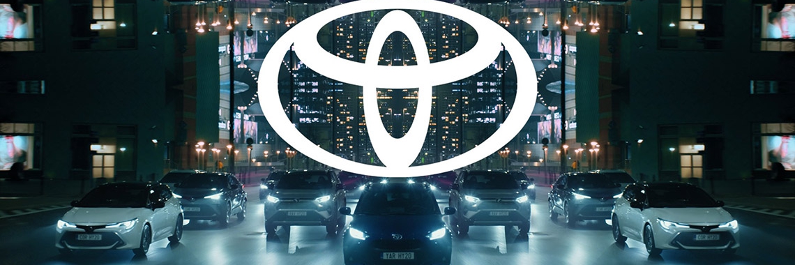 Ý nghĩa logo Toyota và quá trình phát triển hãng xe Toyota - FDesign