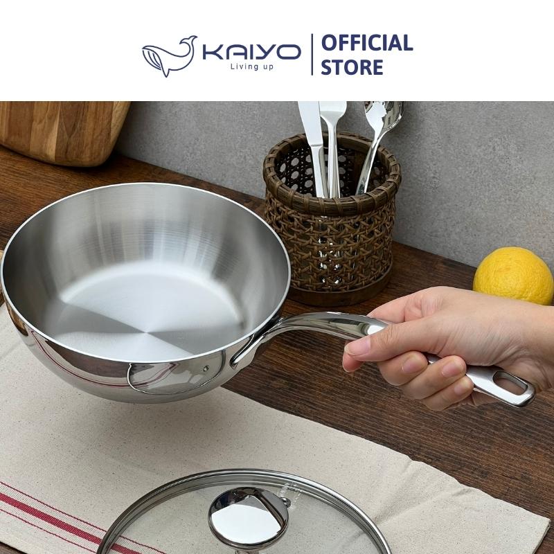 Chảo đúc inox sâu lòng 3 lớp đáy liền Tri-Ply Kaiyo size 16cm, có vung kính