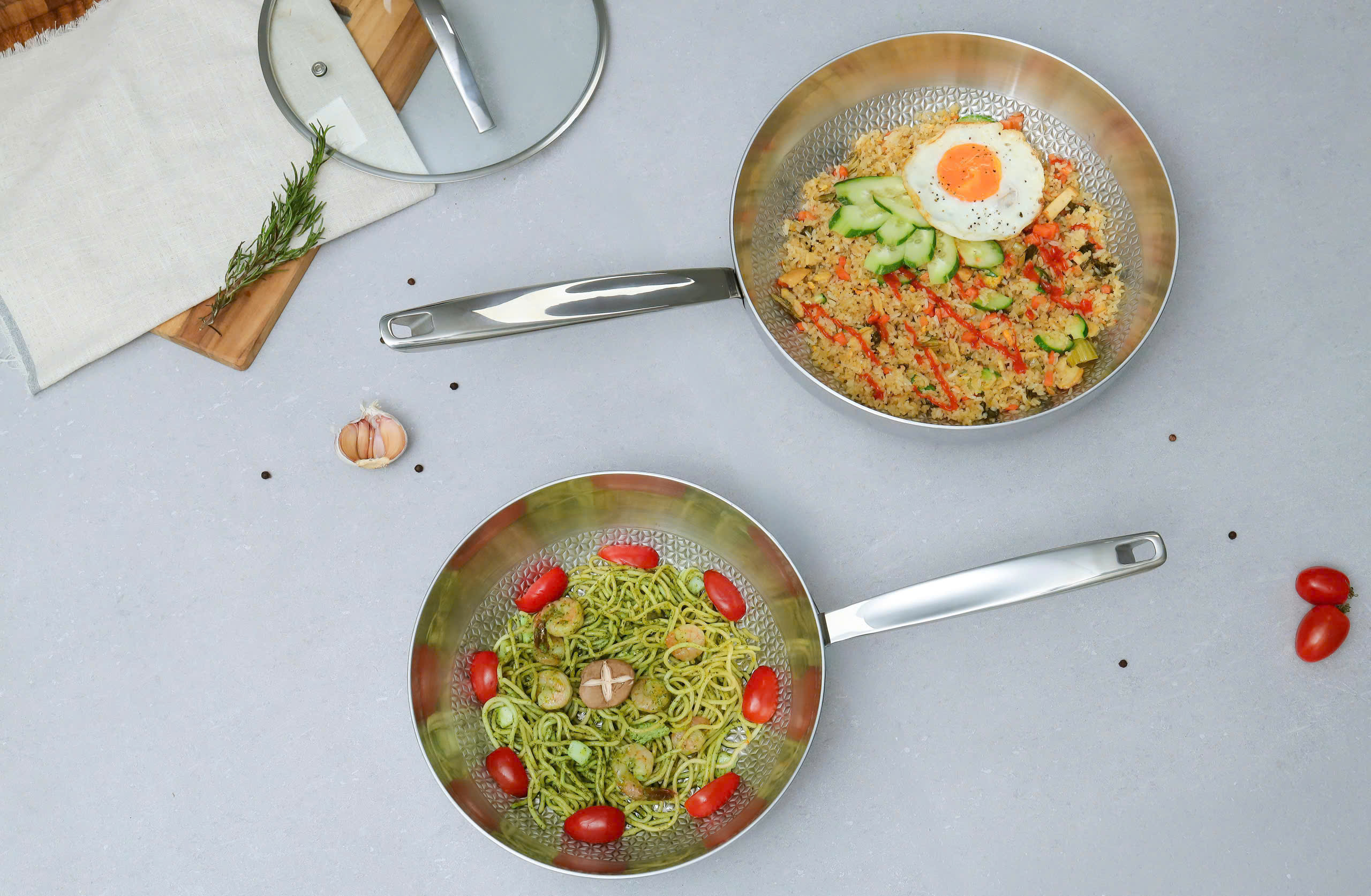 Chảo đúc inox 3 lớp thân đáy liền dập nổi Kaiyo, sâu lòng có vung kính size 28cm [mã KIW-6742]