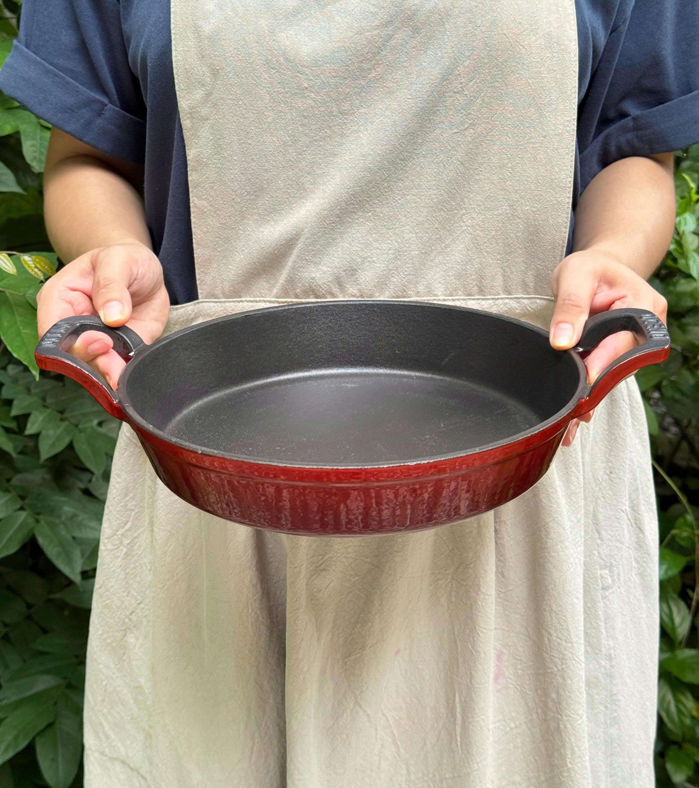 Chảo gang 2 tay cầm Oceno 20cm - Màu đỏ