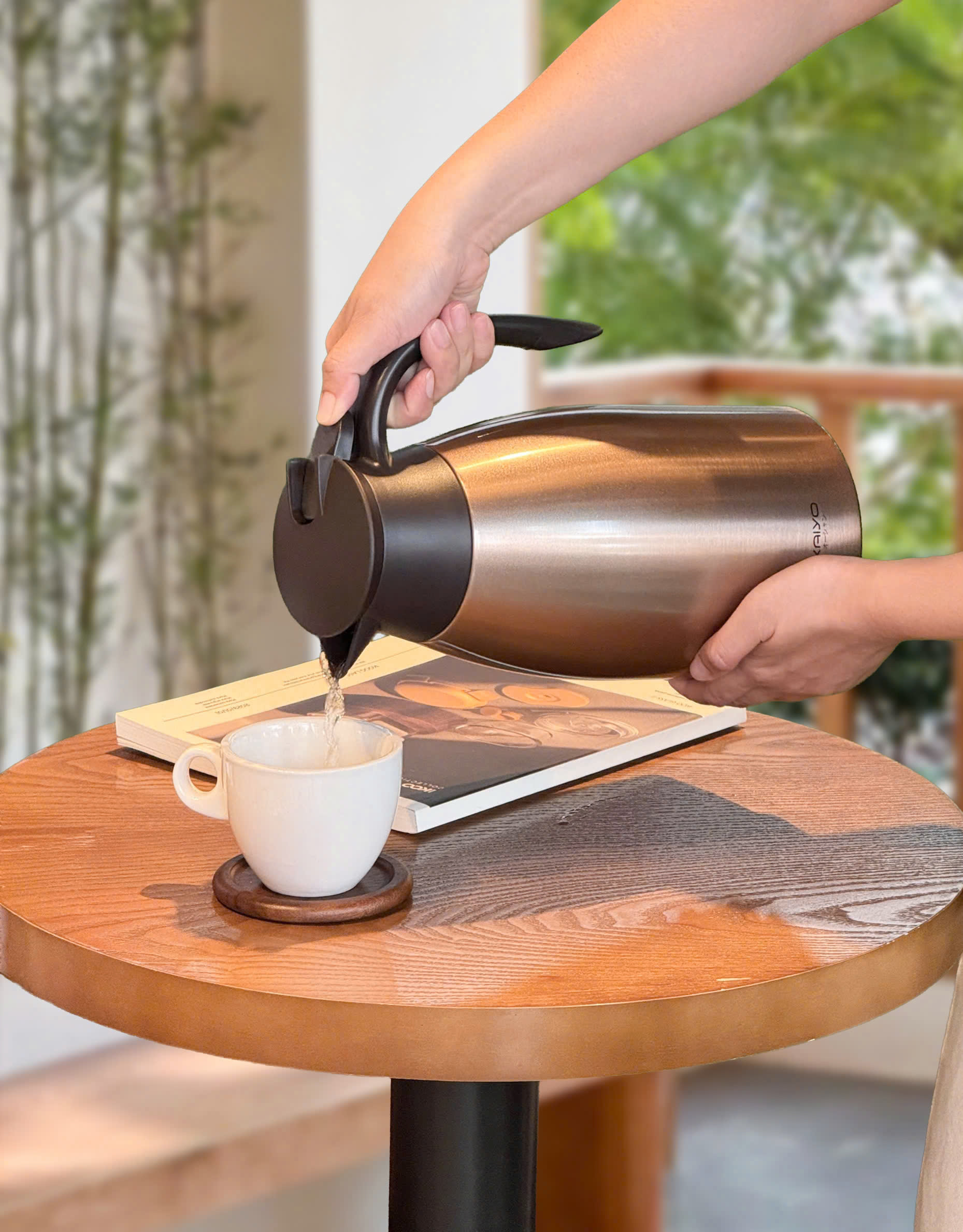 Phích giữ nhiệt 2 Lớp Inox Kaiyo, Màu ngọc trai vàng, Dung tích 2L