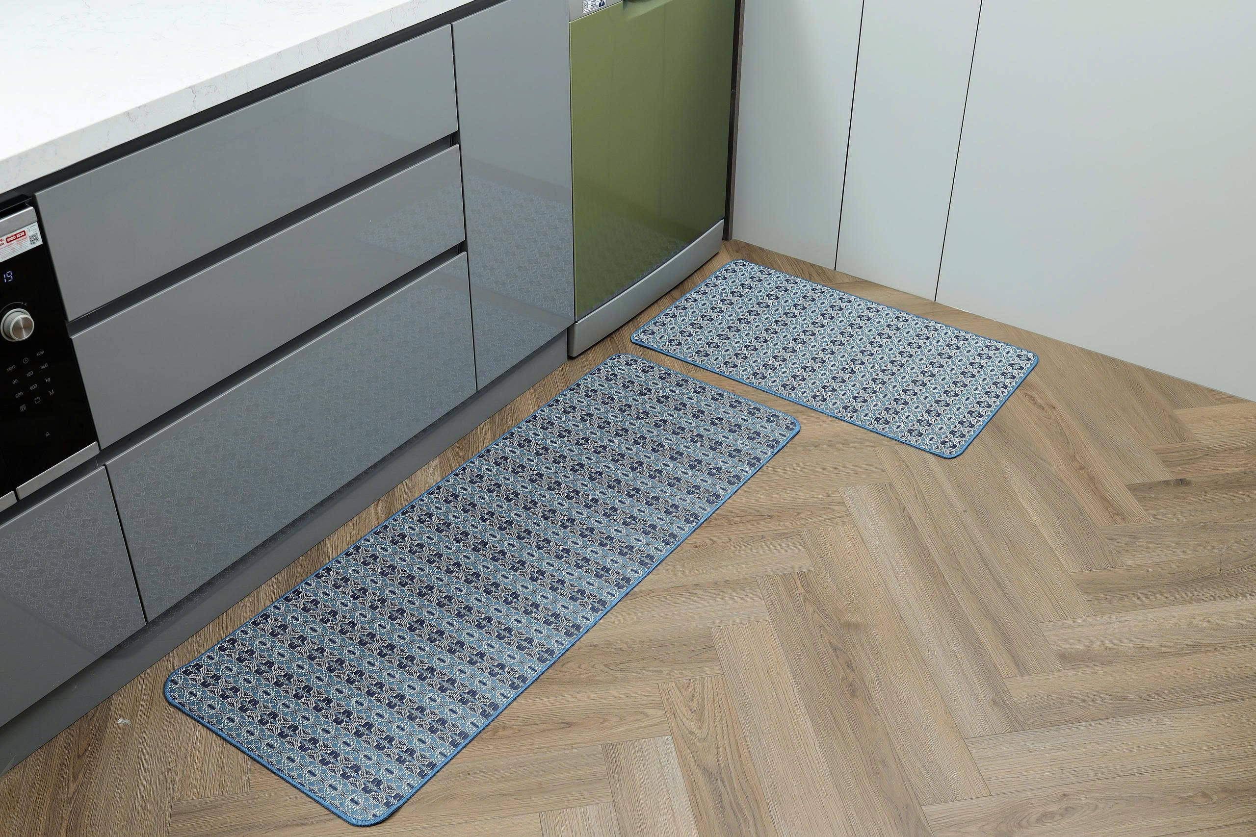 Thảm nhà bếp chống nước Kaiyo, size M 45x75cm màu xanh đậm [mã KKM-9613]