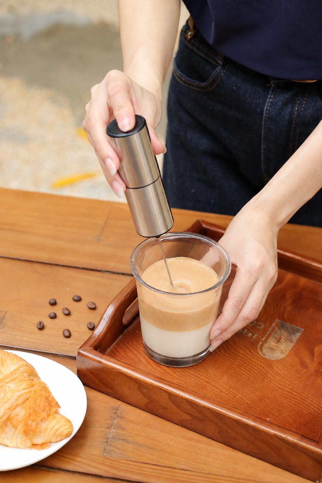 Máy tạo bọt, đánh trứng cầm tay Kaiyo [mã KMF-6168]