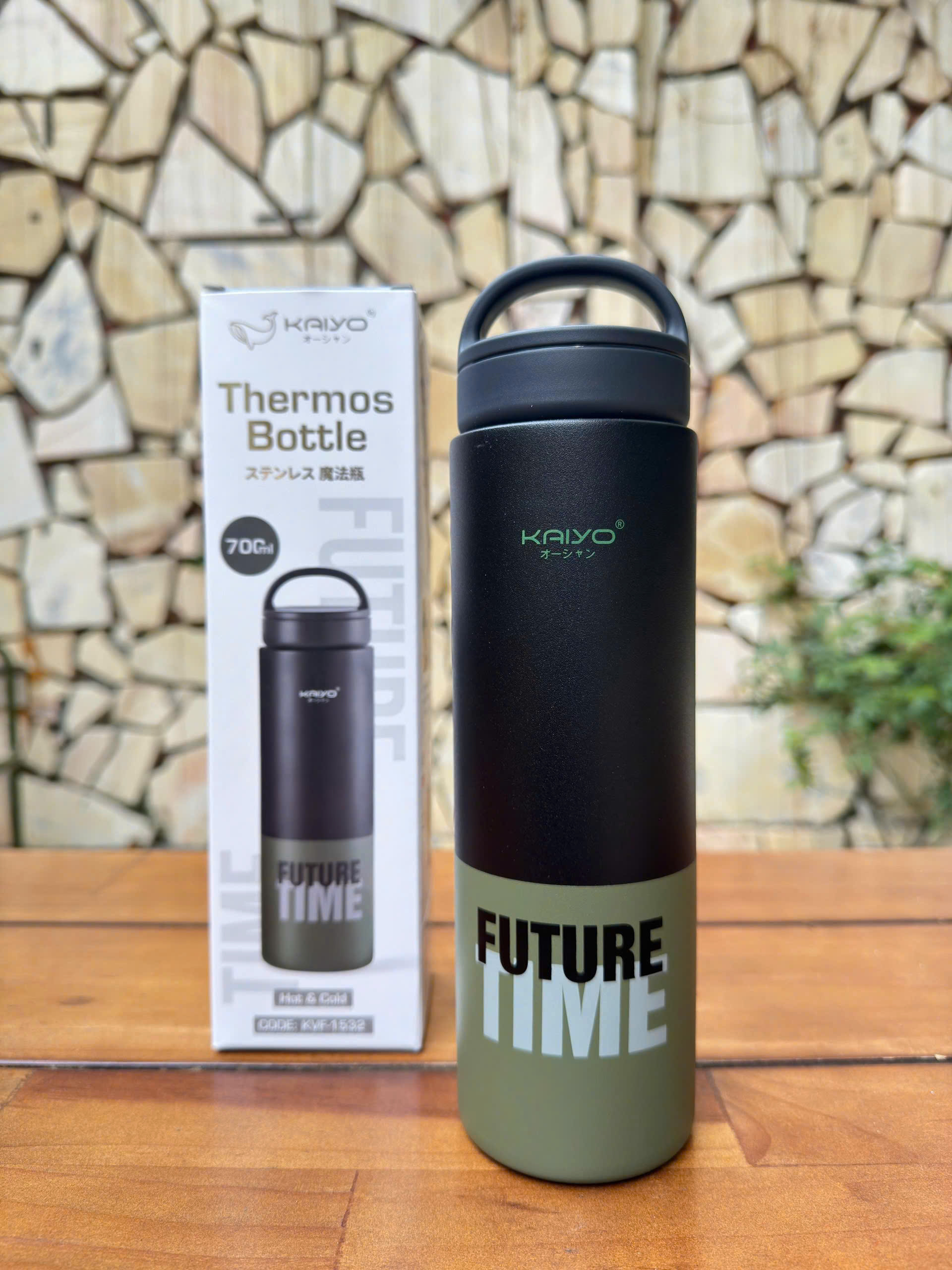 Bình giữ nhiệt hai lớp inox 304 Kaiyo, 700ml, màu đen nhám và xanh olive [KVF-1532]
