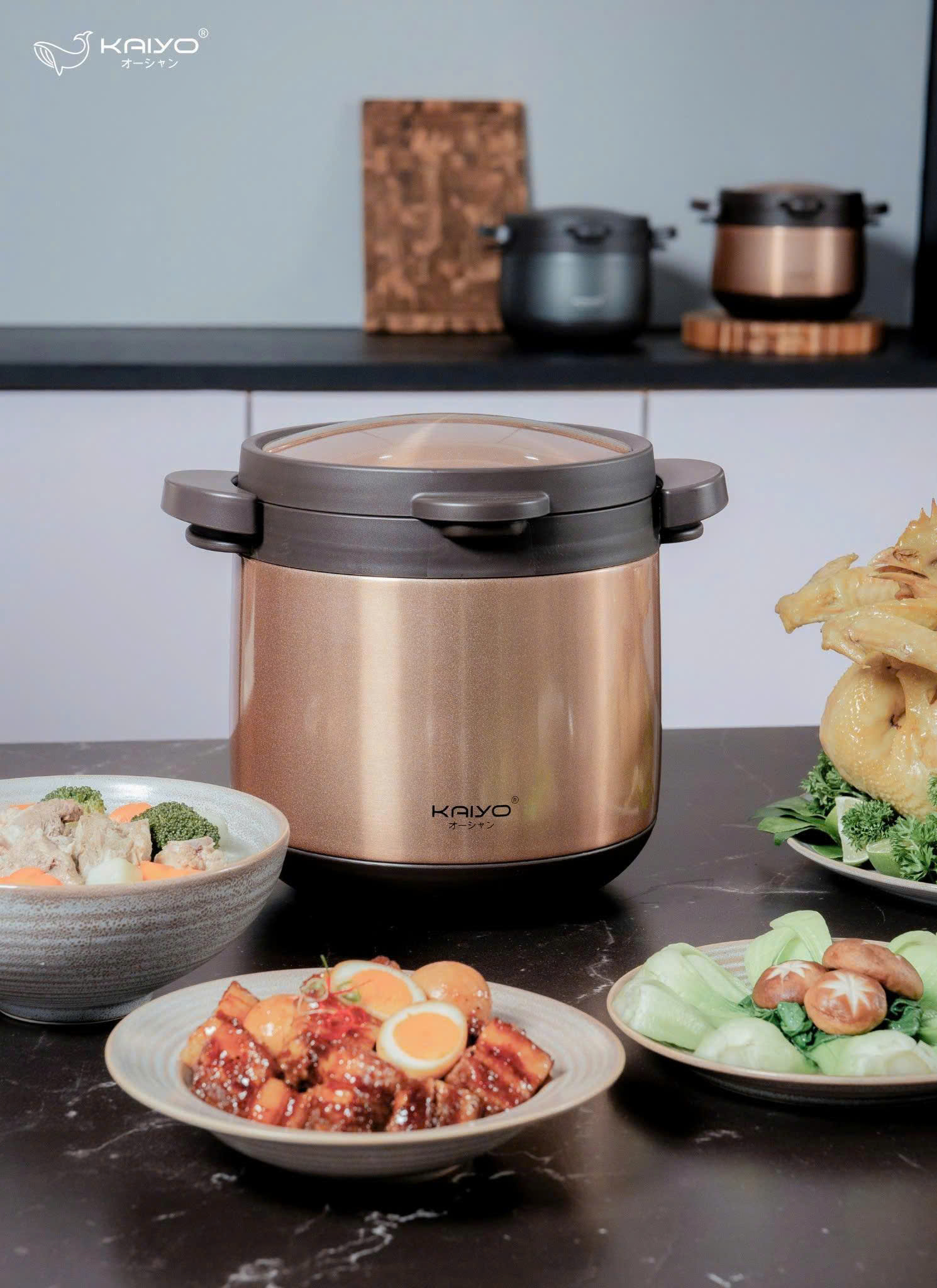 Nồi ủ chân không 2 tay cầm Kitchen Mate Kaiyo, dung tích 4,5L, màu vàng [mã KTC-6896]