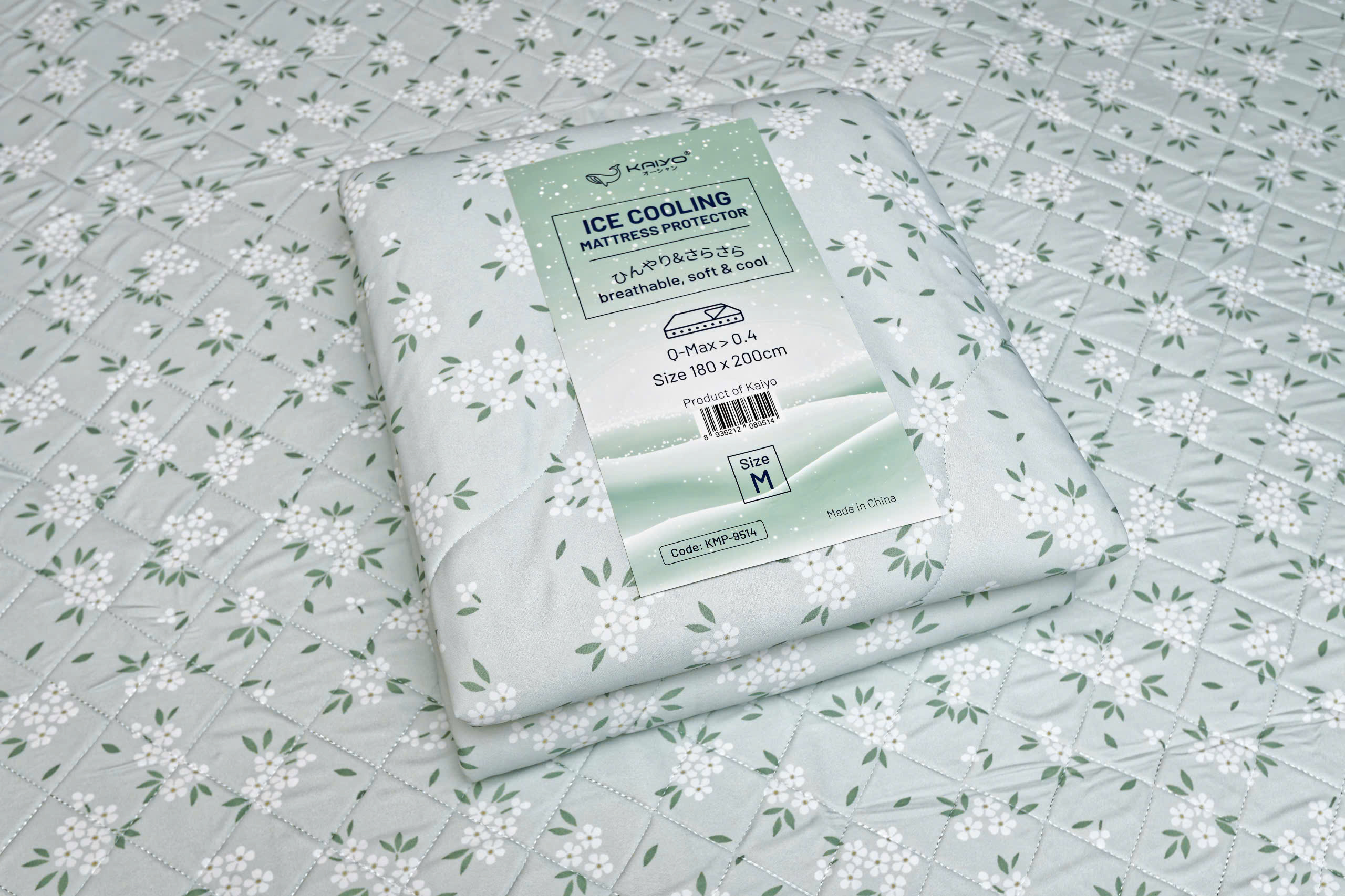 Chăn lạnh Kaiyo, kích thước 1m8*2m, họa tiết hoa nền xanh [KCB-9453]