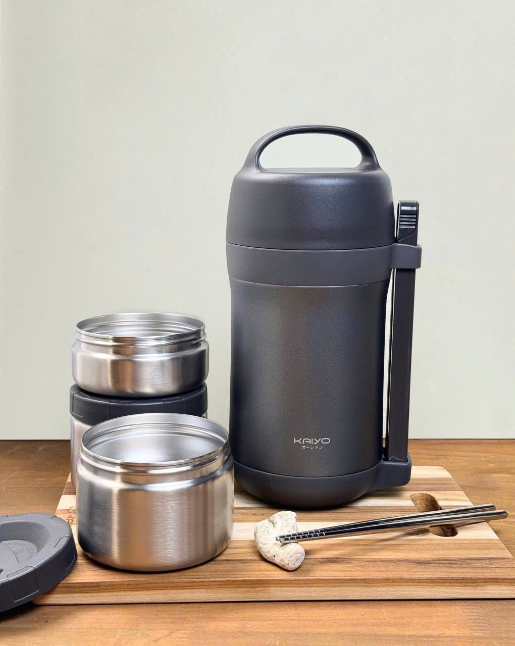 Hộp cơm giữ nhiệt Kaiyo 1600ml, màu ghi