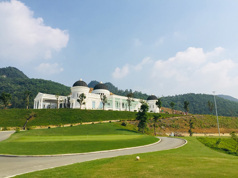 Đặt Sân Golf Ở Hà Nam Dễ Dàng – Trải Nghiệm Đẳng Cấp Gần Hà Nội
