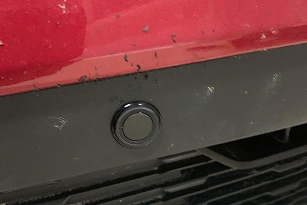 Cảm biến tiến lùi cảnh báo va chạm