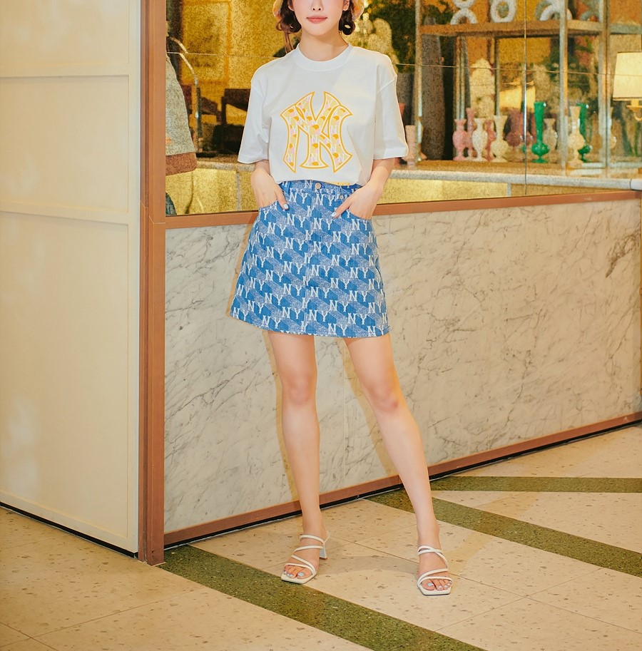 MLB Korea Cube Monogram Print Denim Dress NY Yankees Sky Blue