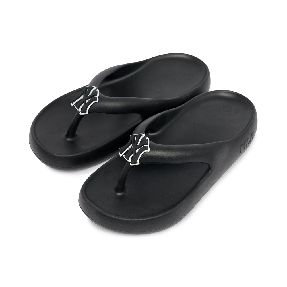 Bấm vào để xem thư viện ảnh Dép MLB Chunky Bouncer Flip Flops New York Yankees Black