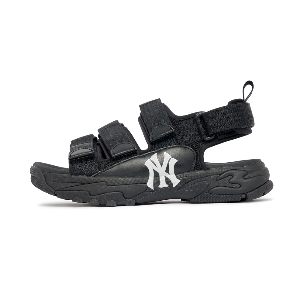 Bấm vào để xem thư viện ảnh Sandals MLB Chunky Triple New York Yankees Black