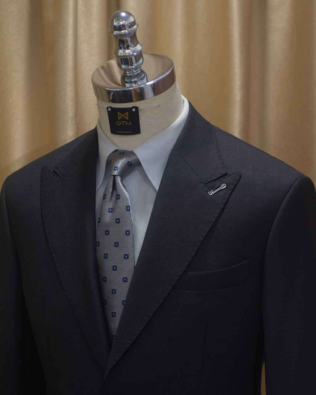 MAY ĐO GTM Tailor Ghi Tối - Charcoal 70% Merino Wool Notch Lapel