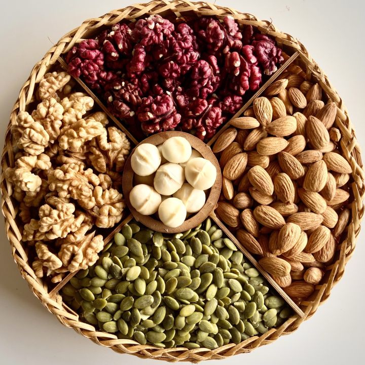 Các loại hạt ngày Tết – Linh hồn của mâm mứt Tết hiện đại, sang và lành mạnh