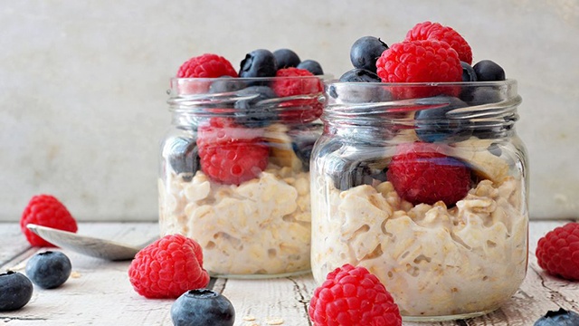 Công Thức Yến Mạch Qua Đêm: Hướng Dẫn Chi Tiết, 10+ Biến Tấu Ngon – Healthy – Dễ Làm