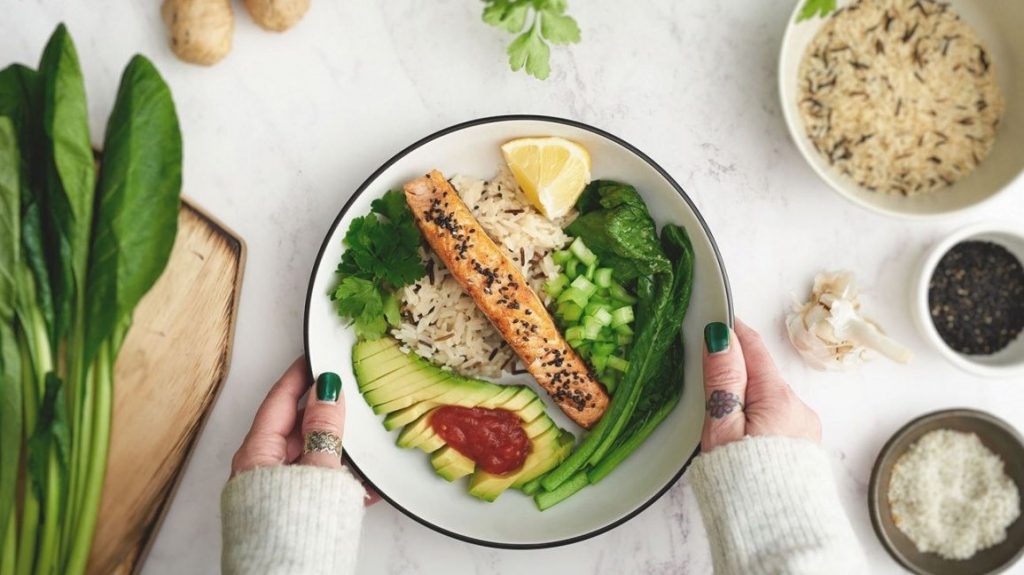Thực đơn Eat Clean nâng cao – Cách ăn uống khoa học để giảm cân, cải thiện sức khỏe và duy trì lâu dài trong đời sống người Việt
