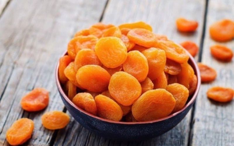 Trái cây sấy ngày Tết – lựa chọn ngọt lành cho mâm bánh kẹo hiện đại