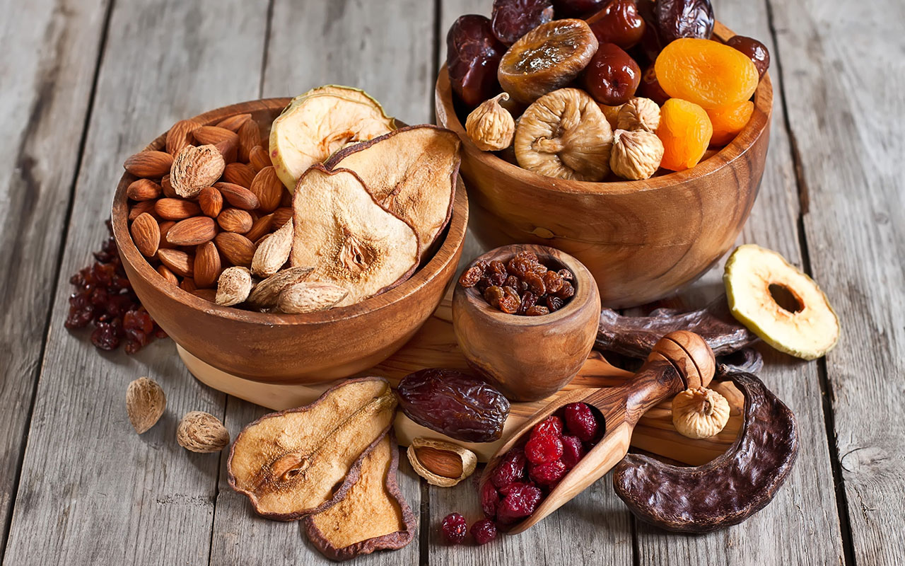 Mang gì ăn vặt đi làm để không mập? Gợi ý snack healthy cho dân công sở