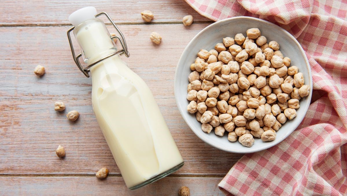 Sữa đậu gà và Tempeh đậu gà: Nguồn dinh dưỡng xanh cho sức khỏe bền vững