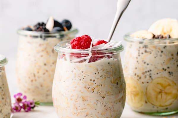 Công Thức Bữa Sáng Từ Hạt Chia Và Yến Mạch: Khởi Đầu Ngày Mới Đầy Năng Lượng