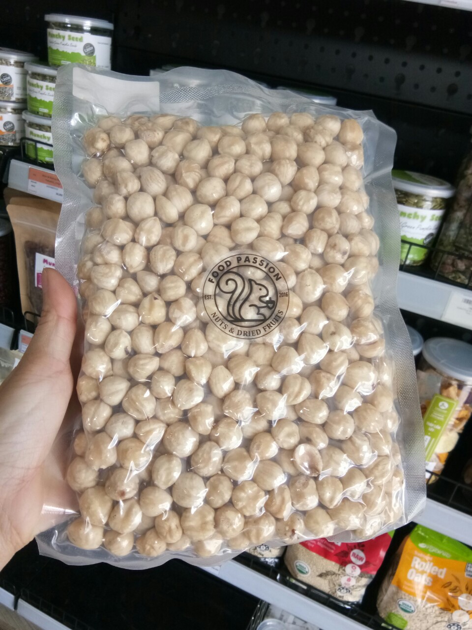 Hạt Phỉ Tách Vỏ Lụa - HAZELNUT The Nuts Valley