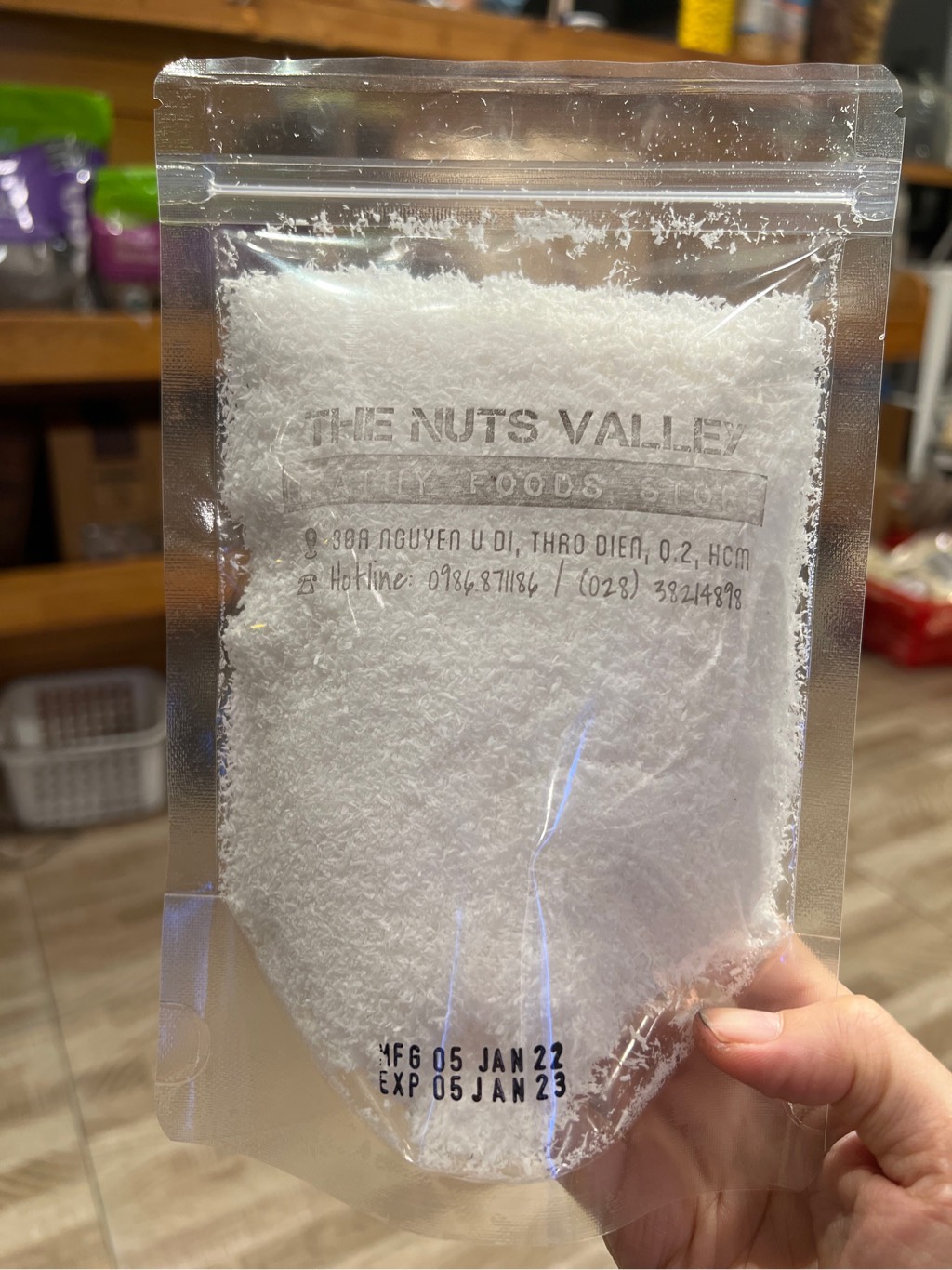 Bột dừa khô, dừa sợi khô, dầu dừa  - Coconut Powder,Flakes, Virgin oil The Nuts Valle