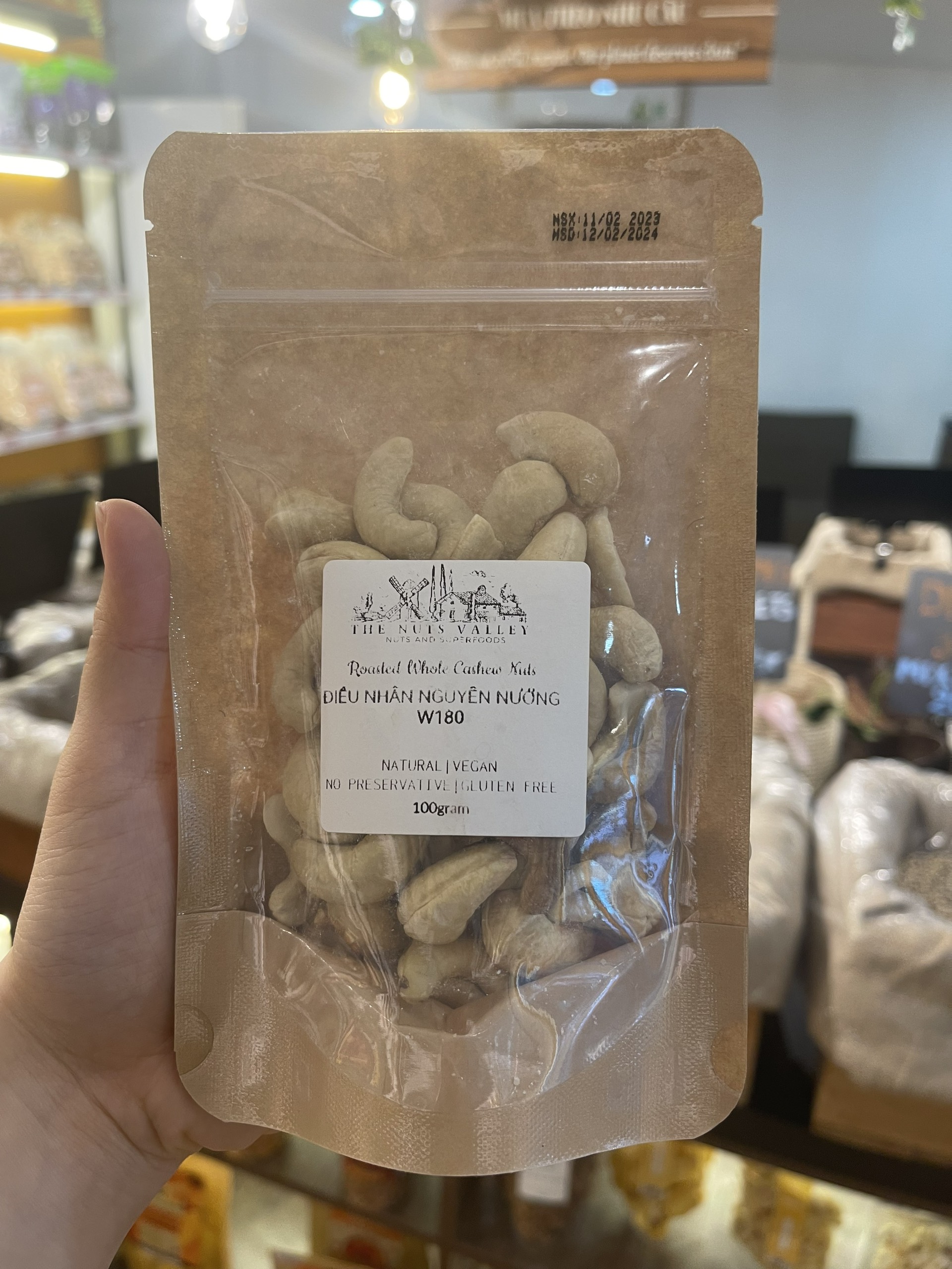 Hạt Điều Nhân Nguyên – Nguyên Chất Tự Nhiên, Dinh Dưỡng Đầy Đủ - WHOLE CASHEW The Nuts Valley